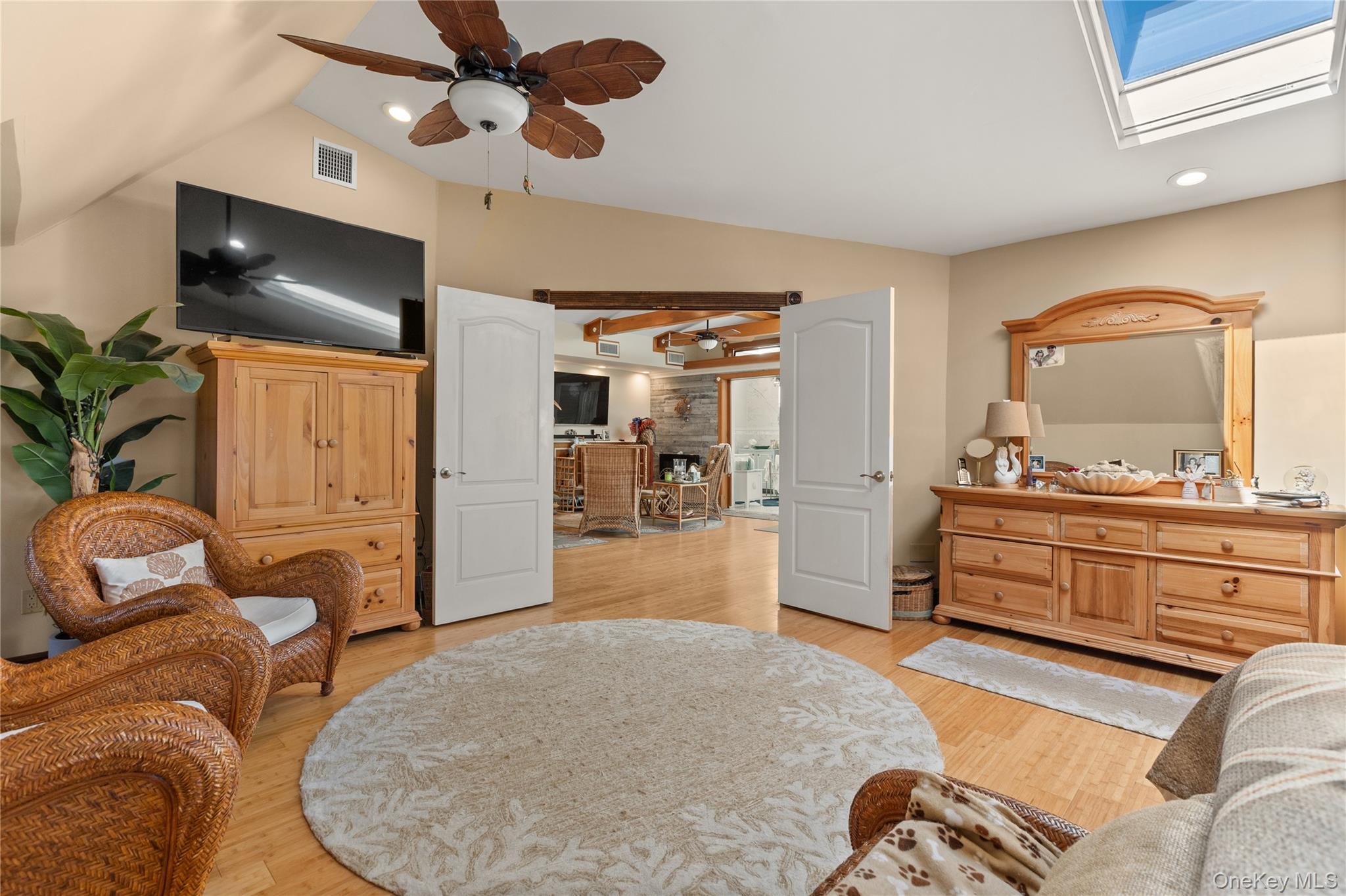 91 Ocean Avenue, Bay Shore, NY 11706