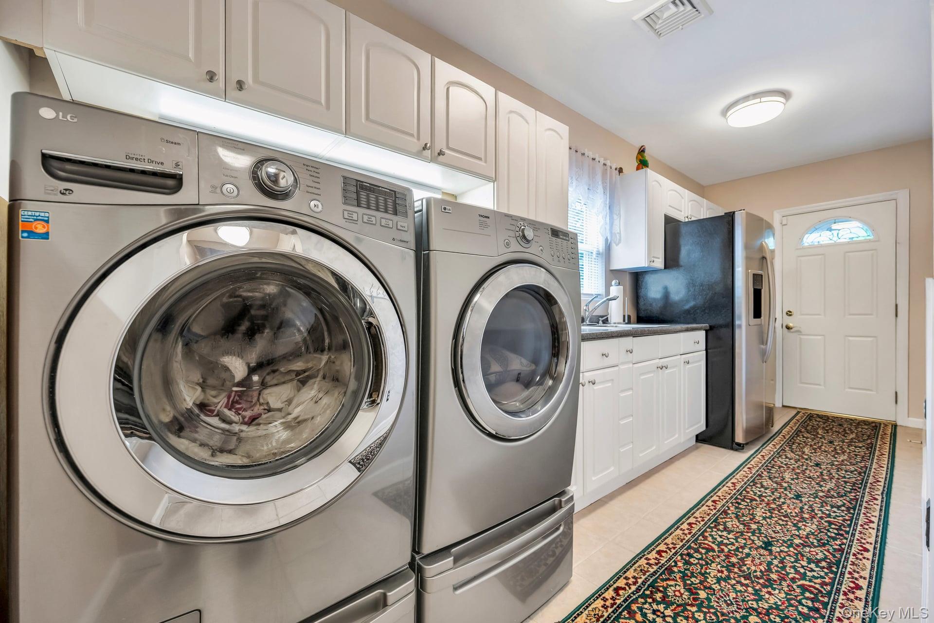 4 Vera Court, Centereach, NY 11720