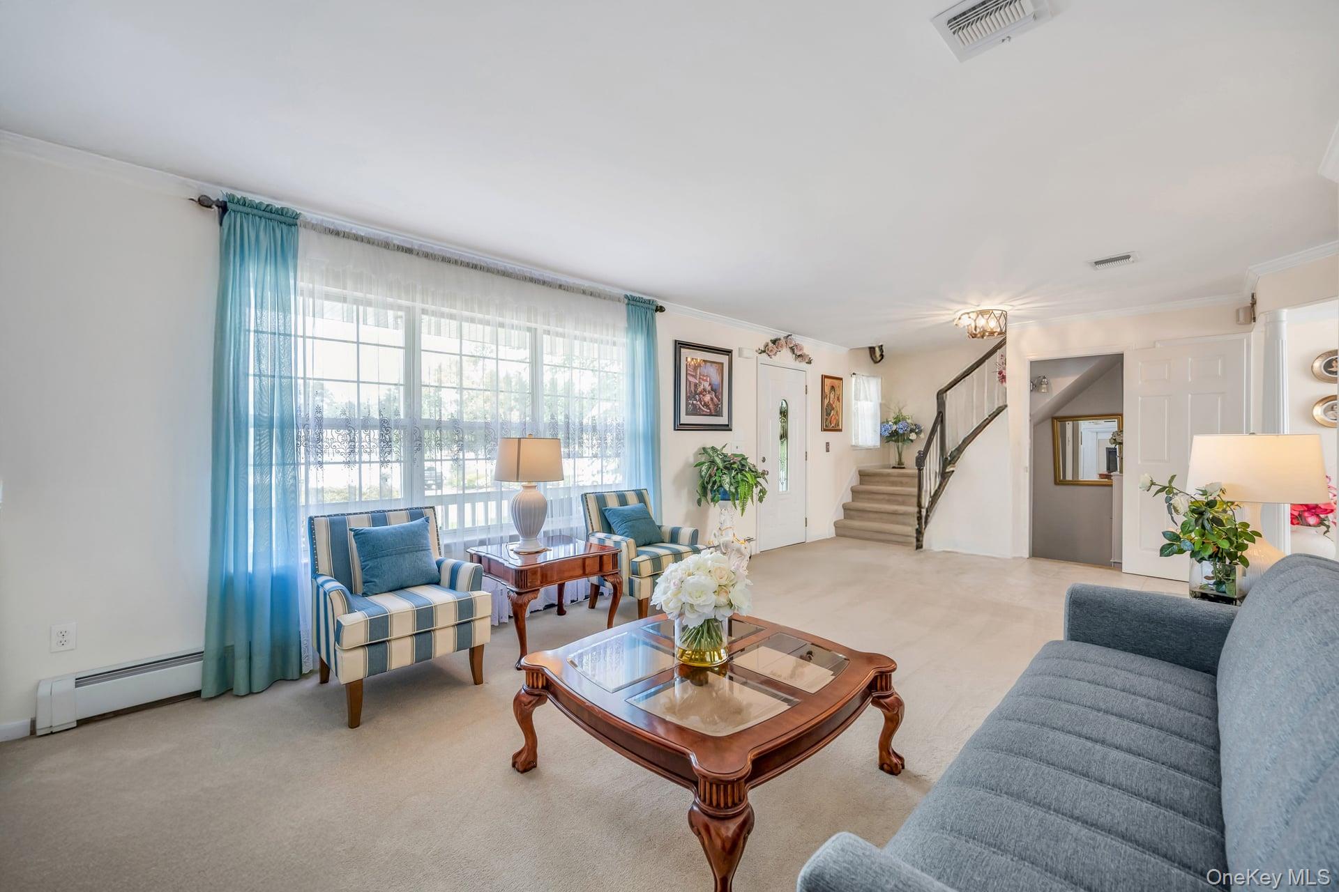 4 Vera Court, Centereach, NY 11720