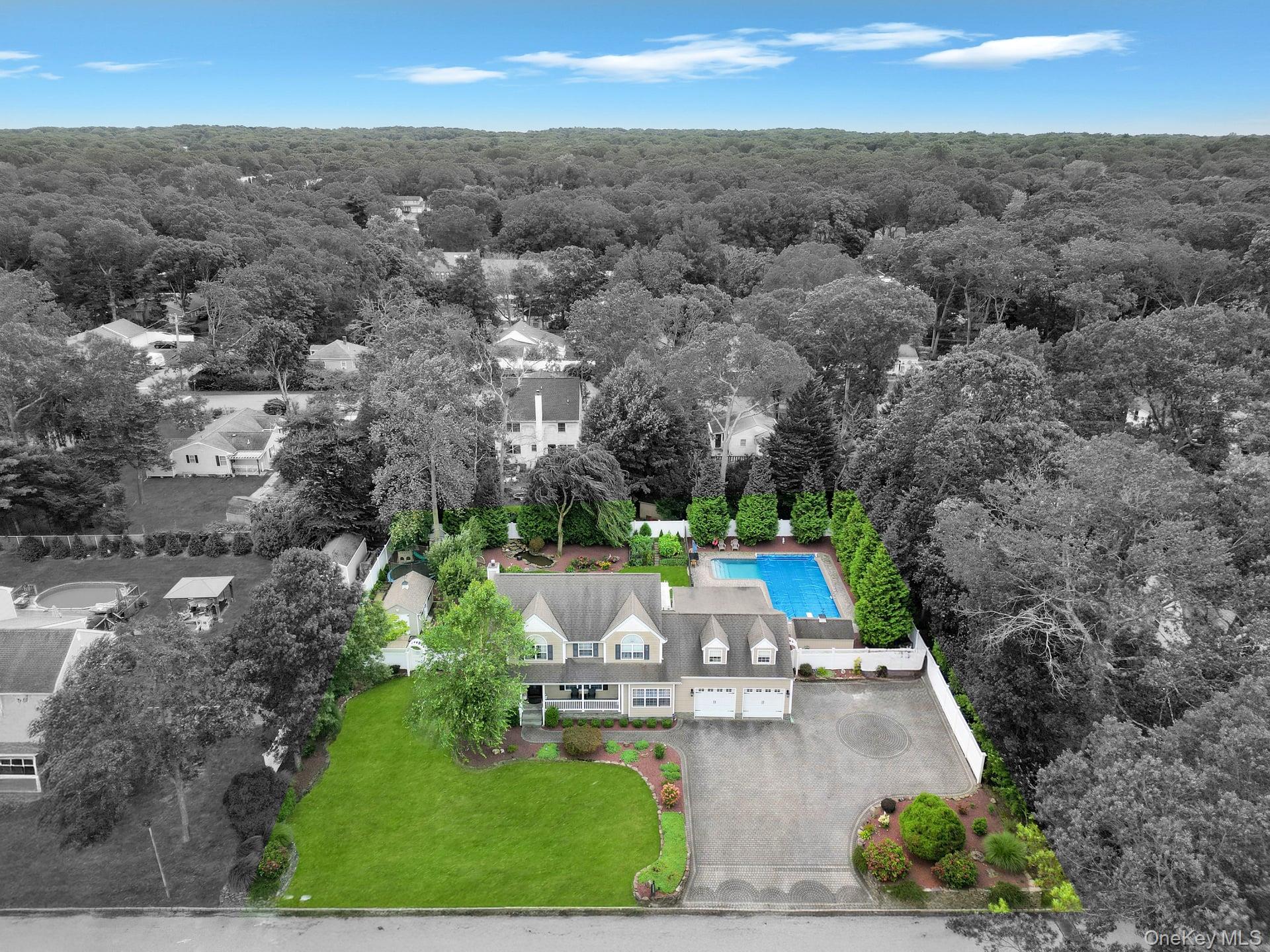 4 Vera Court, Centereach, NY 11720