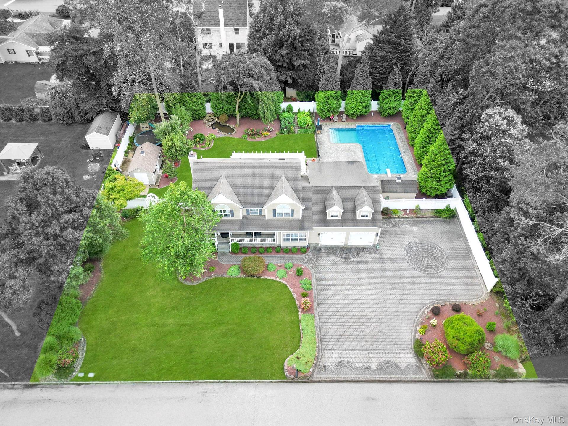 4 Vera Court, Centereach, NY 11720