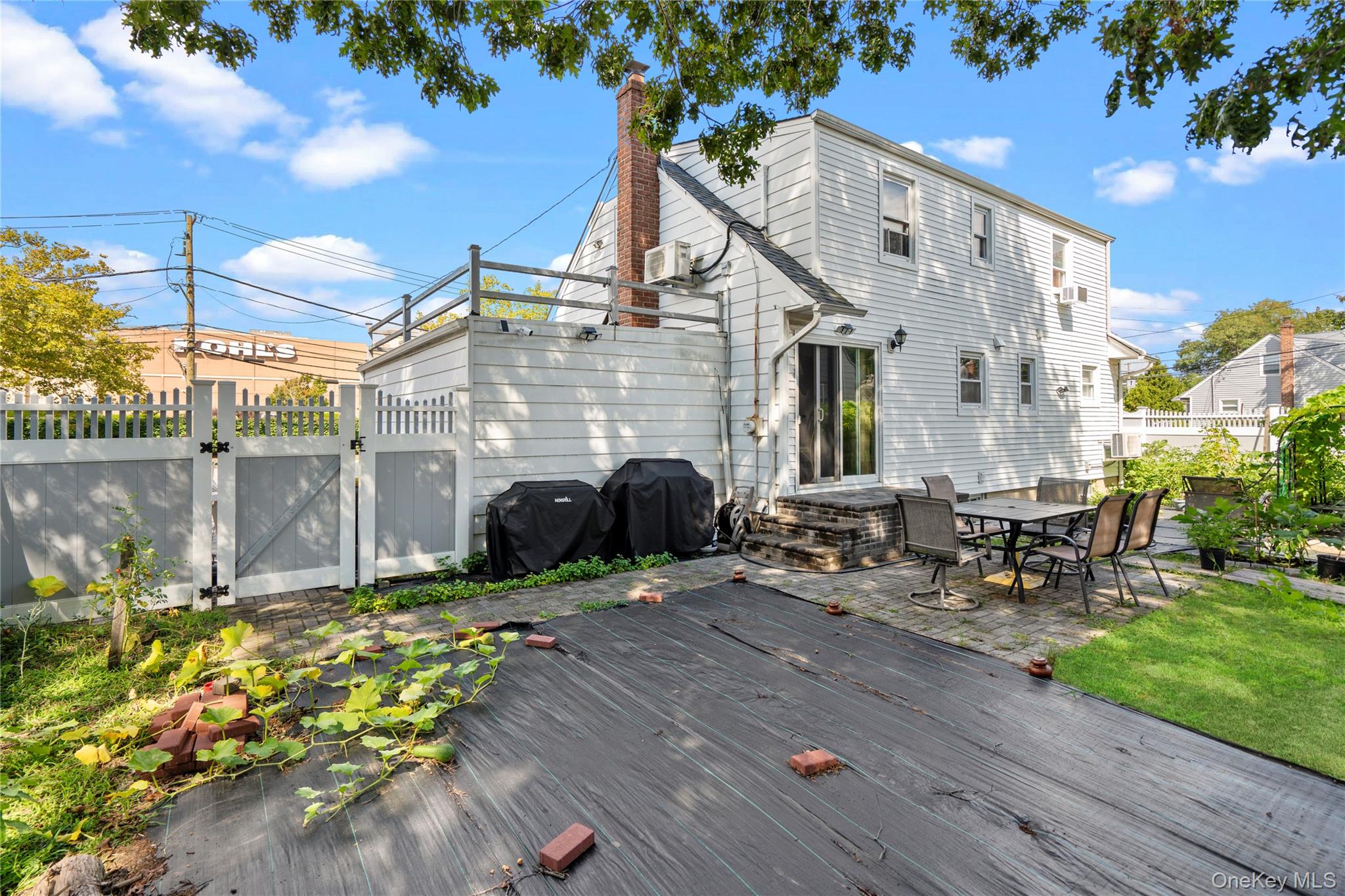 304 Unqua Road, Massapequa, NY 11758