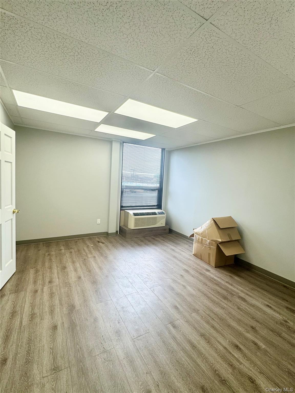 1040 Hempstead # 23, Franklin Square, NY 11010