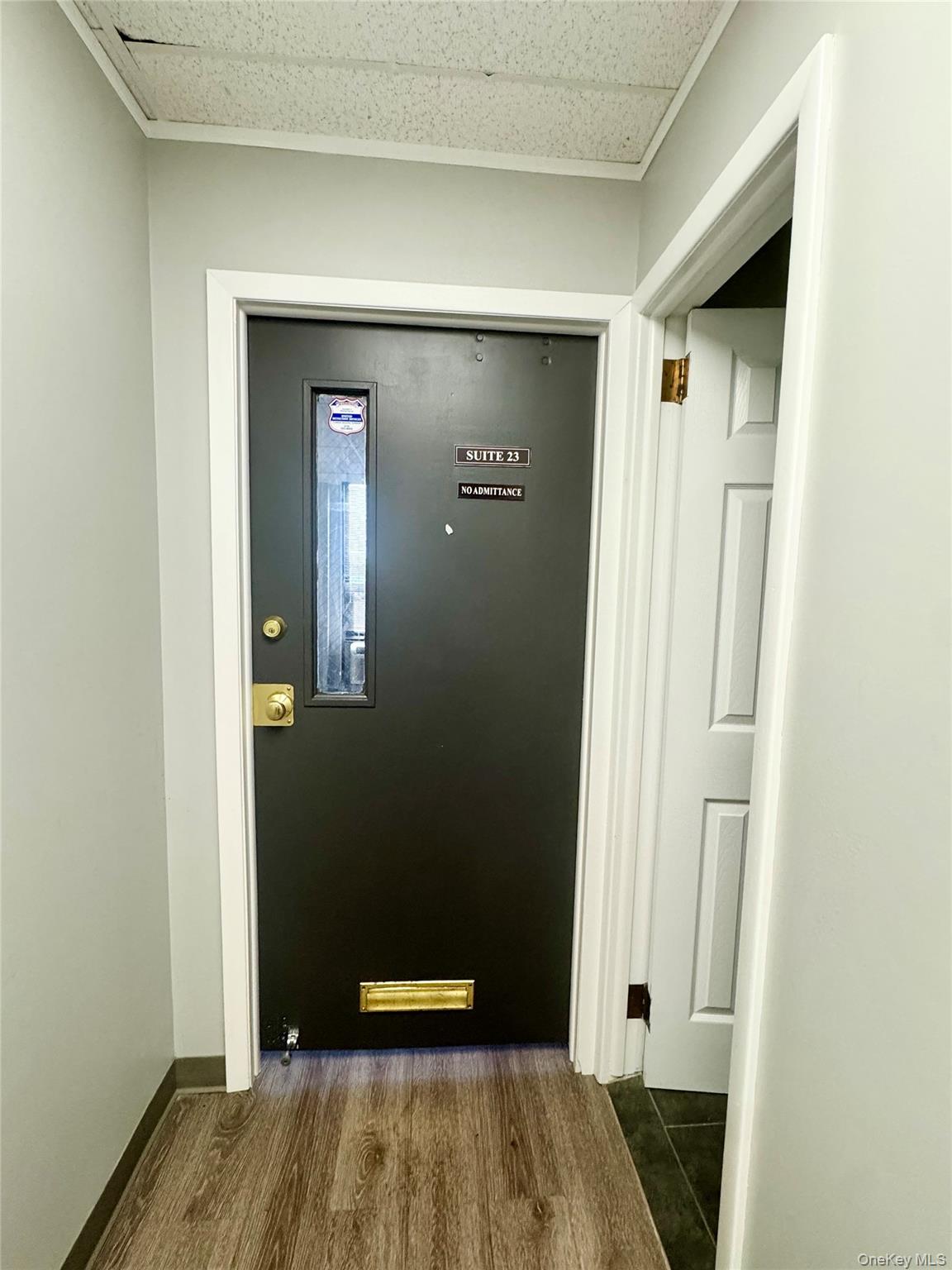 1040 Hempstead # 23, Franklin Square, NY 11010