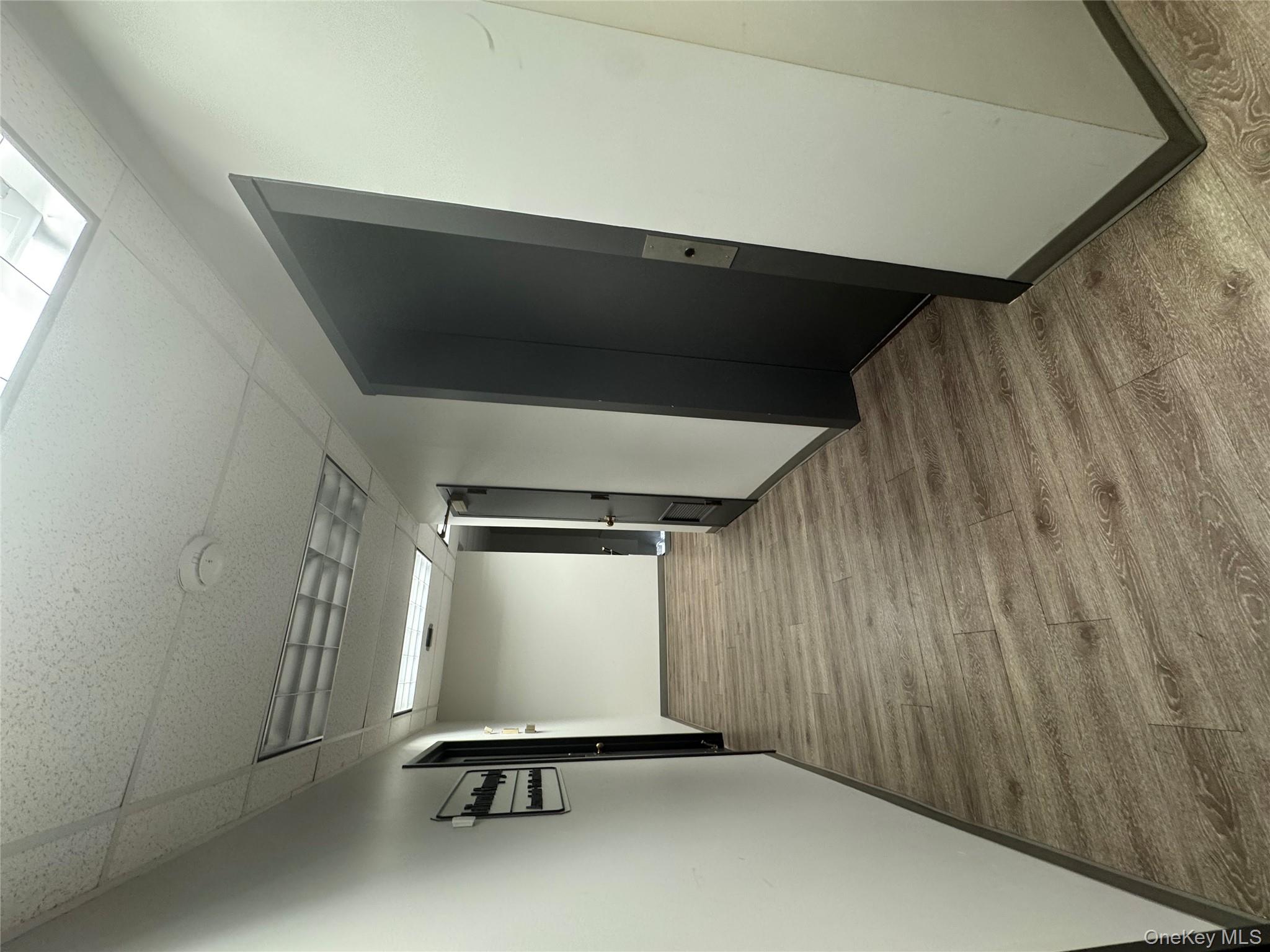 1040 Hempstead # 23, Franklin Square, NY 11010