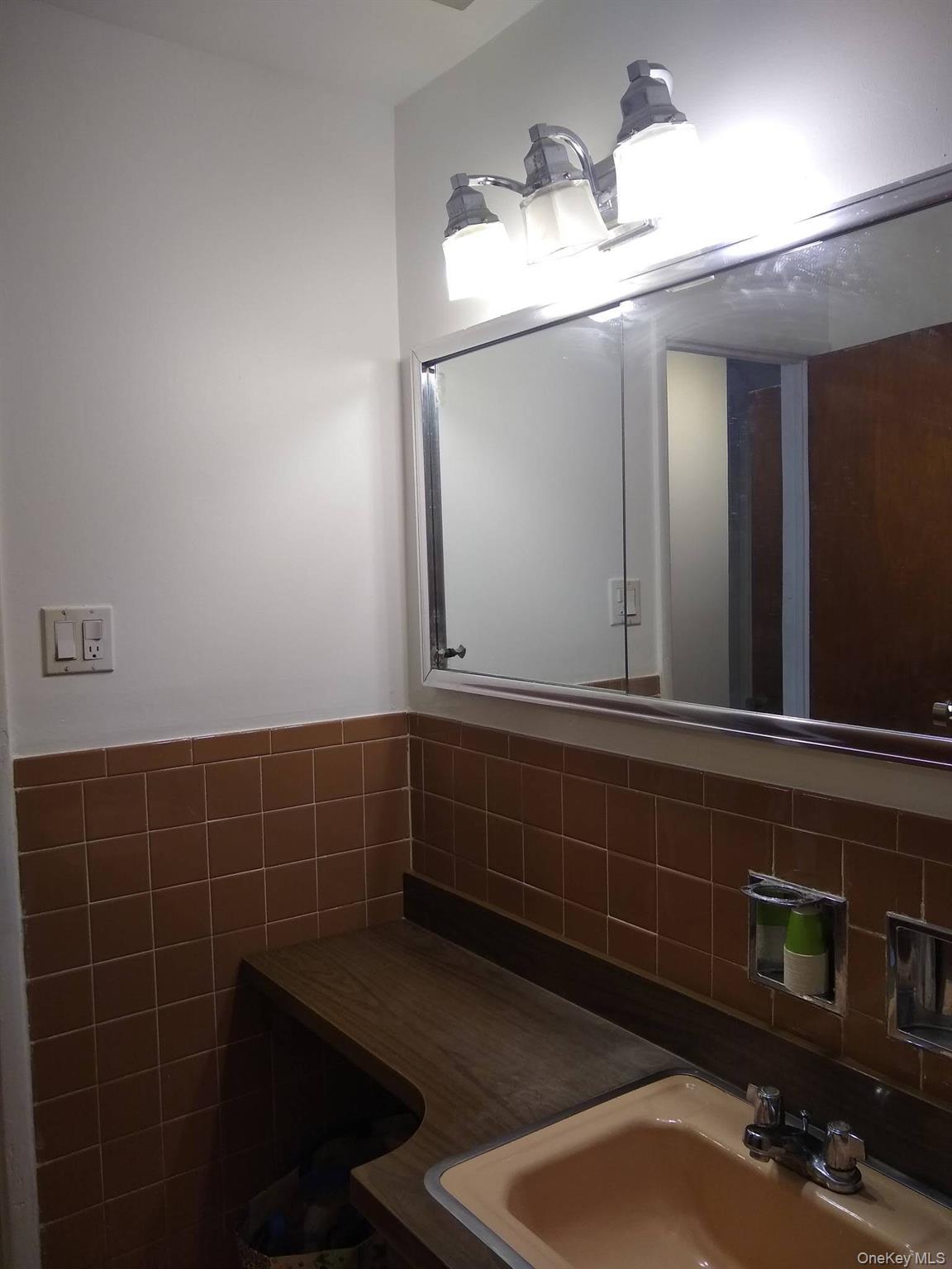 81-05 149th Avenue, Howard Beach, NY 11414