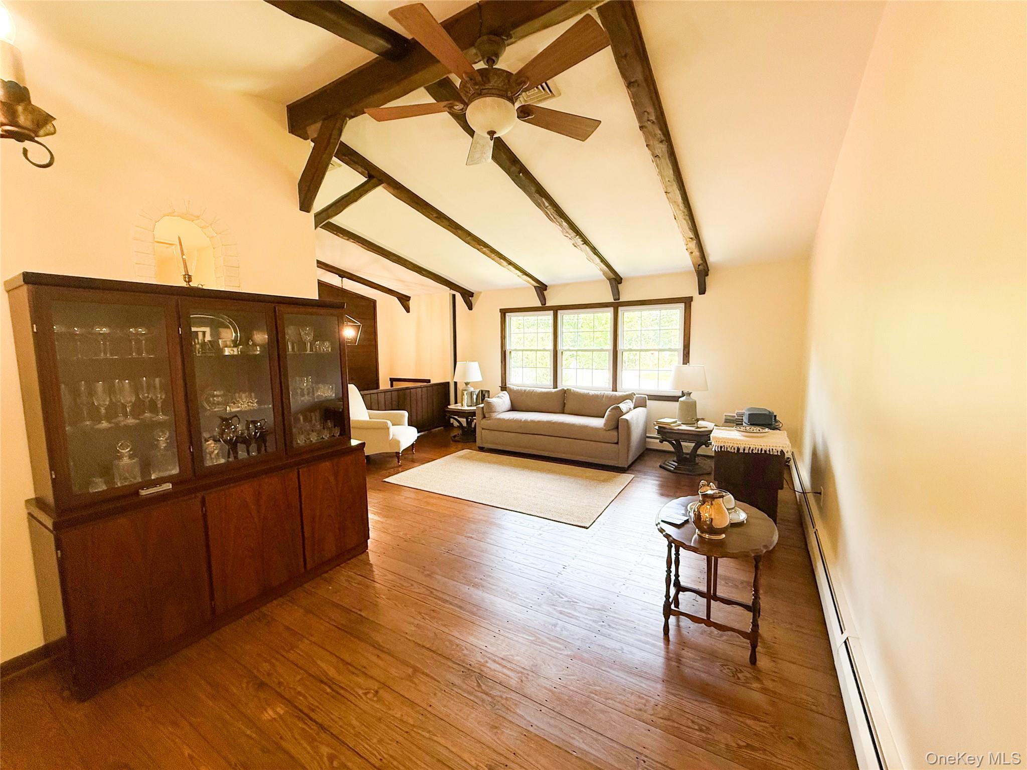 2 Myers Lane, Hyde Park, NY 12538