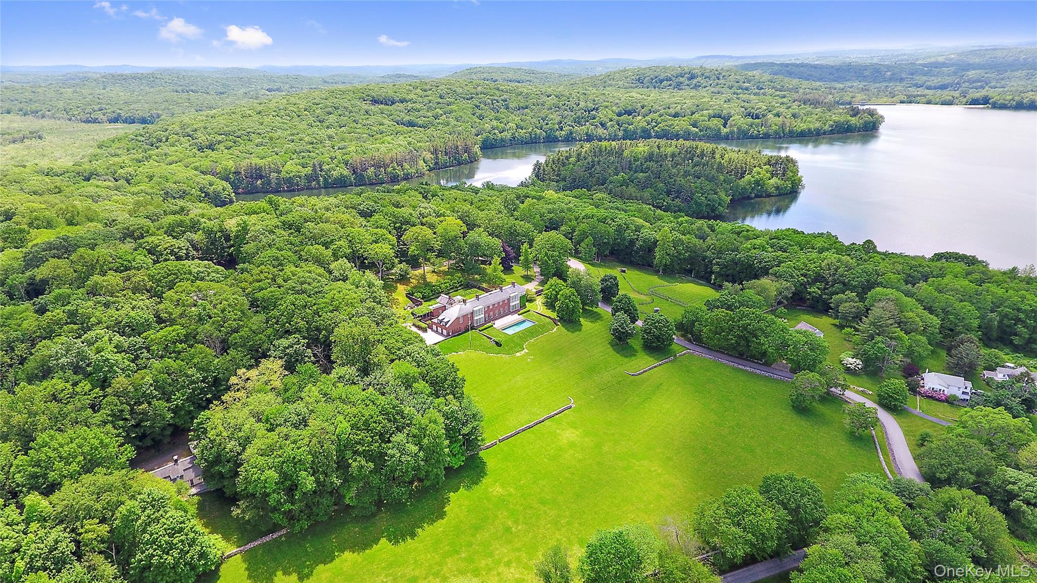 16 Wheeler Road, North Salem, NY 10560