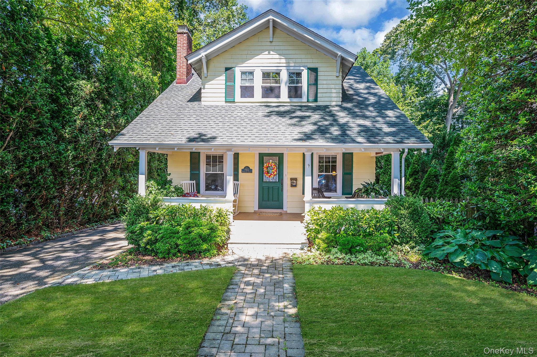 11 Sammis Street, Huntington, NY 11743