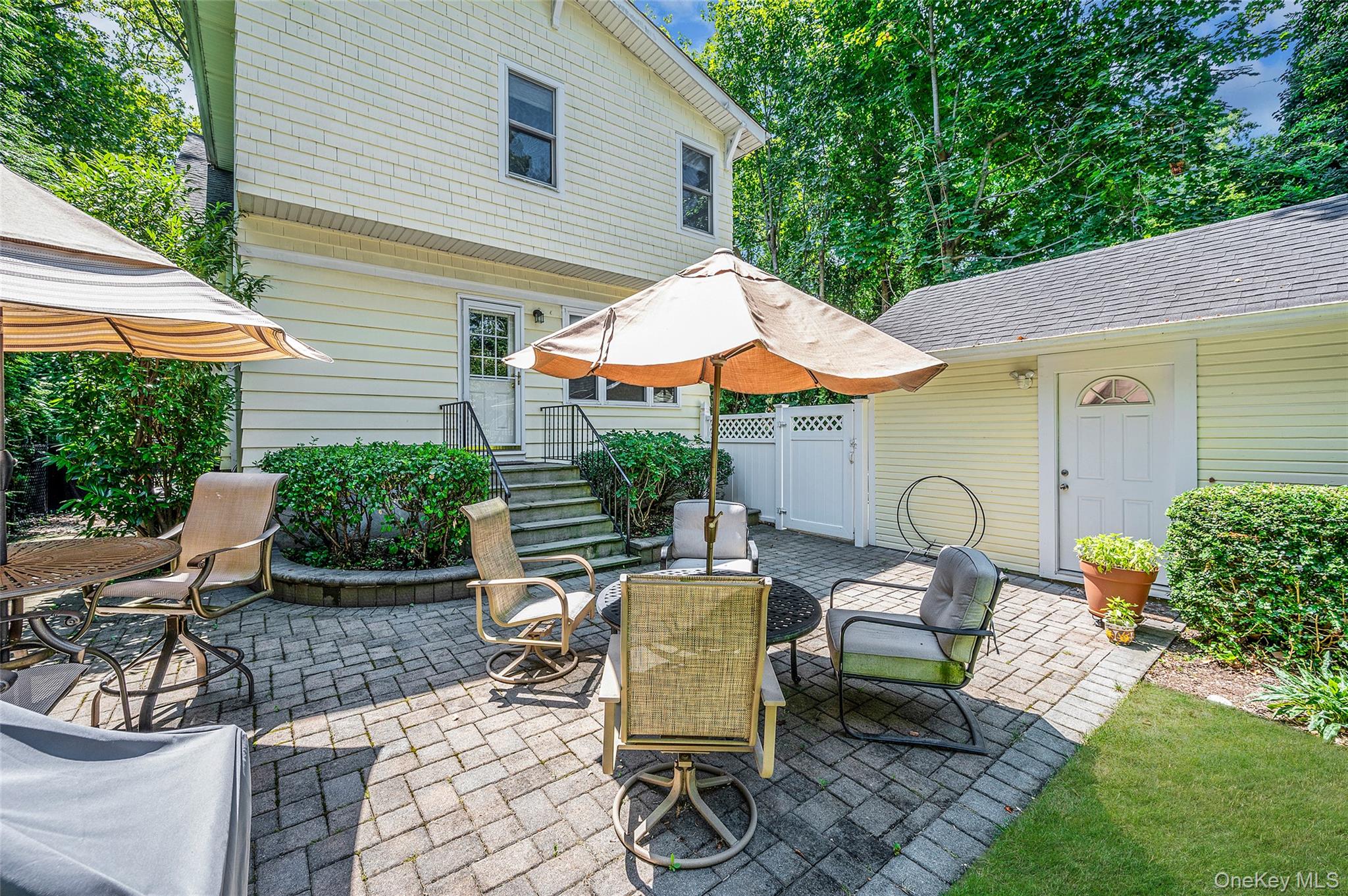 11 Sammis Street, Huntington, NY 11743