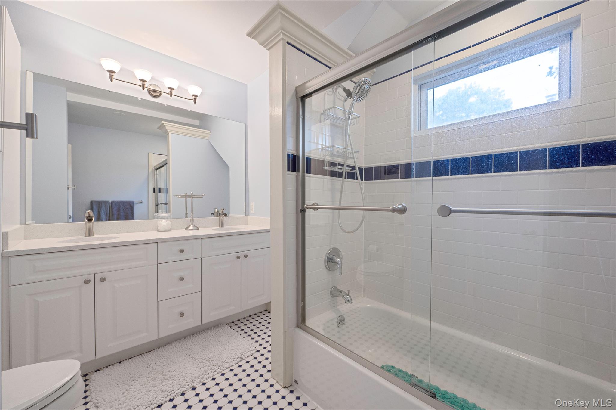 11 Sammis Street, Huntington, NY 11743