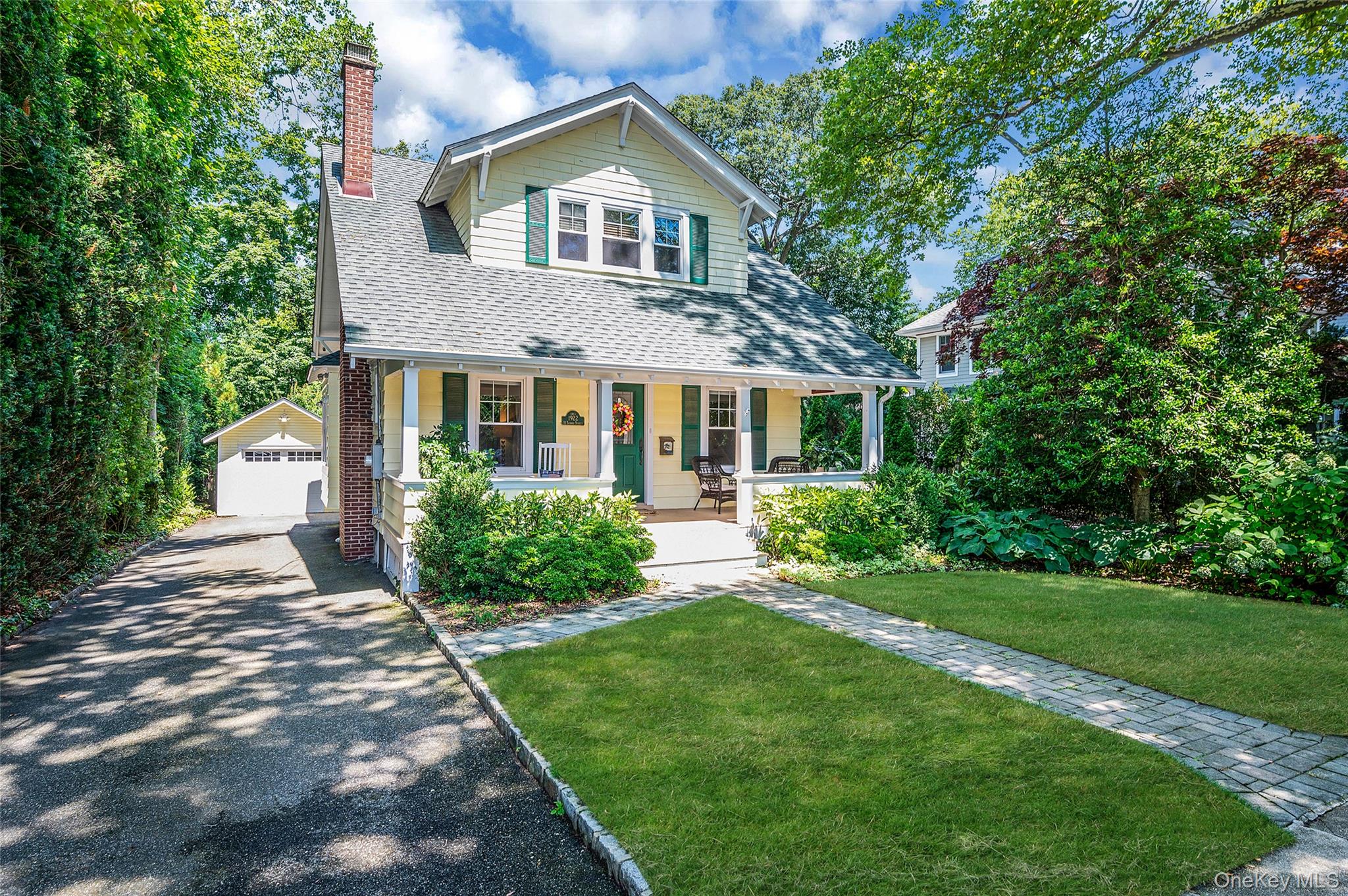 11 Sammis Street, Huntington, NY 11743