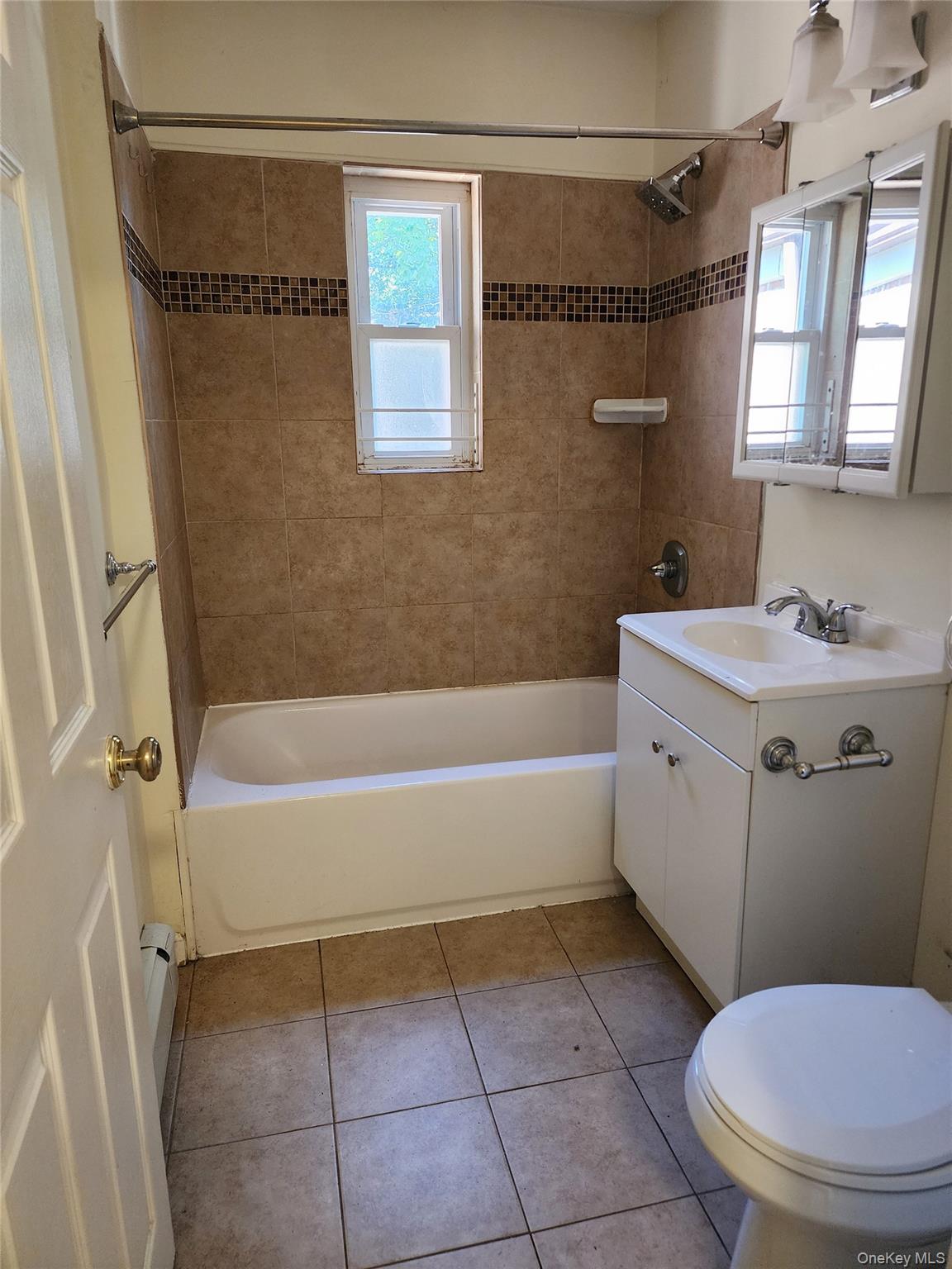 144-41 76 Avenue, Kew Garden Hills, NY 11367