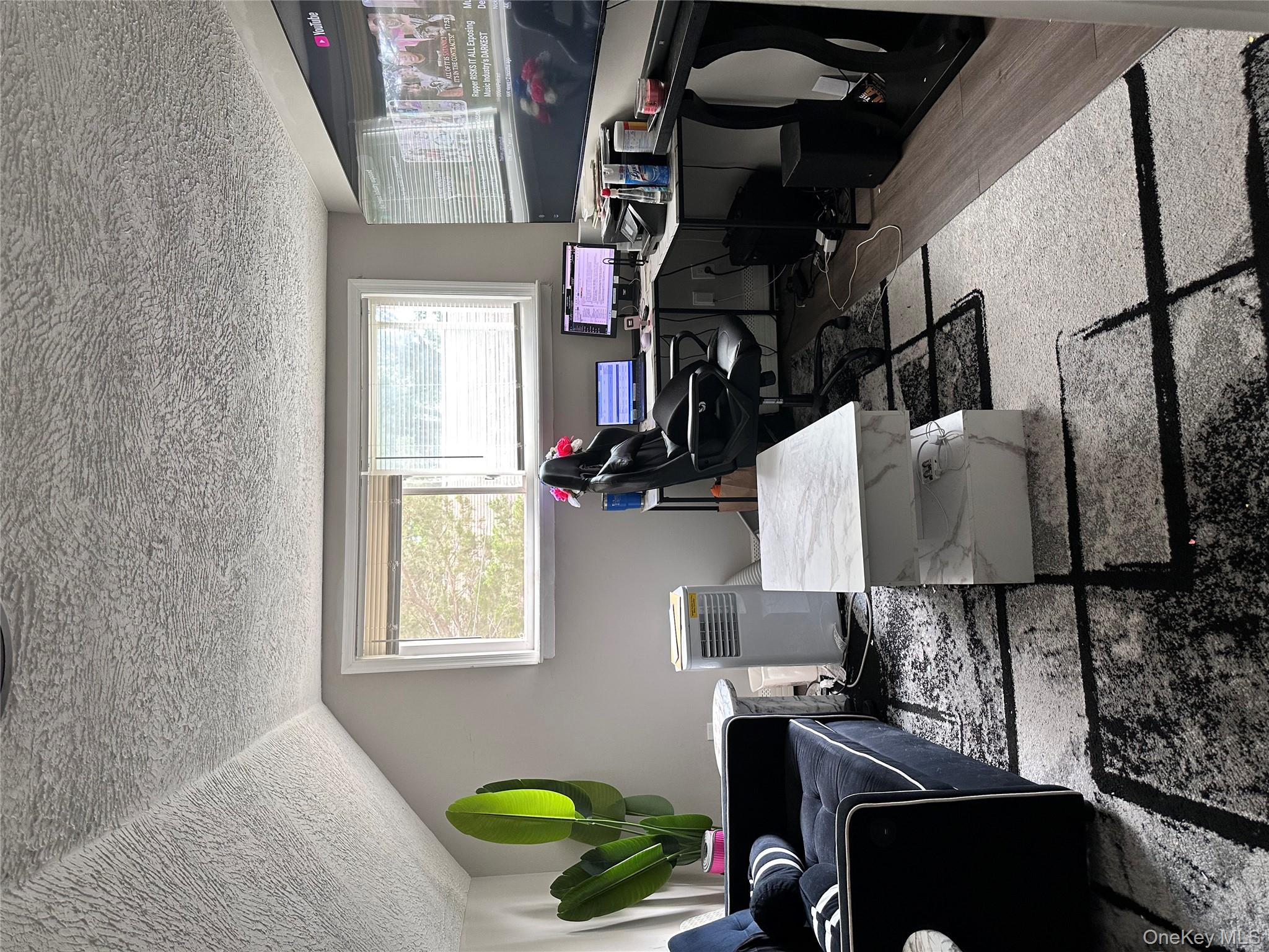 55 31st Street S, Wyandanch, NY 11798