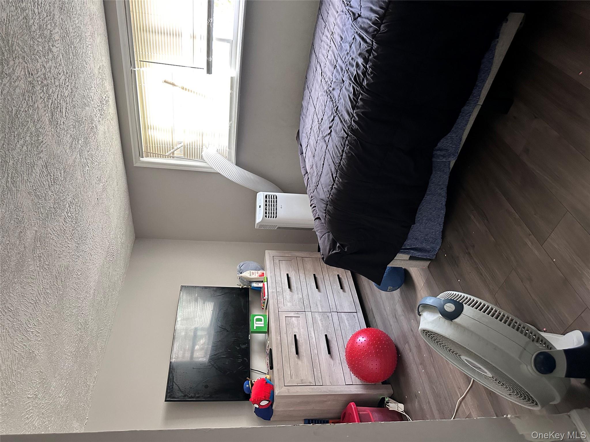 55 31st Street S, Wyandanch, NY 11798