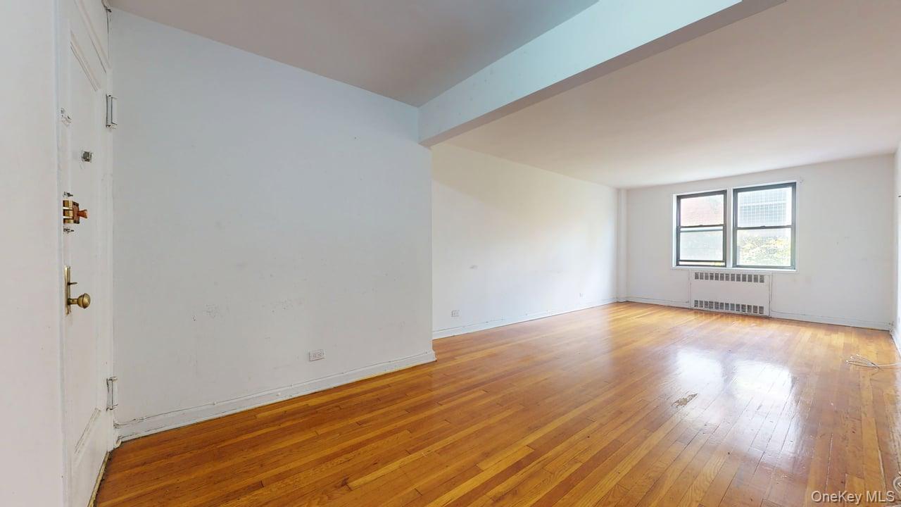 102-18 64th Avenue # 2L, Forest Hills, NY 11375