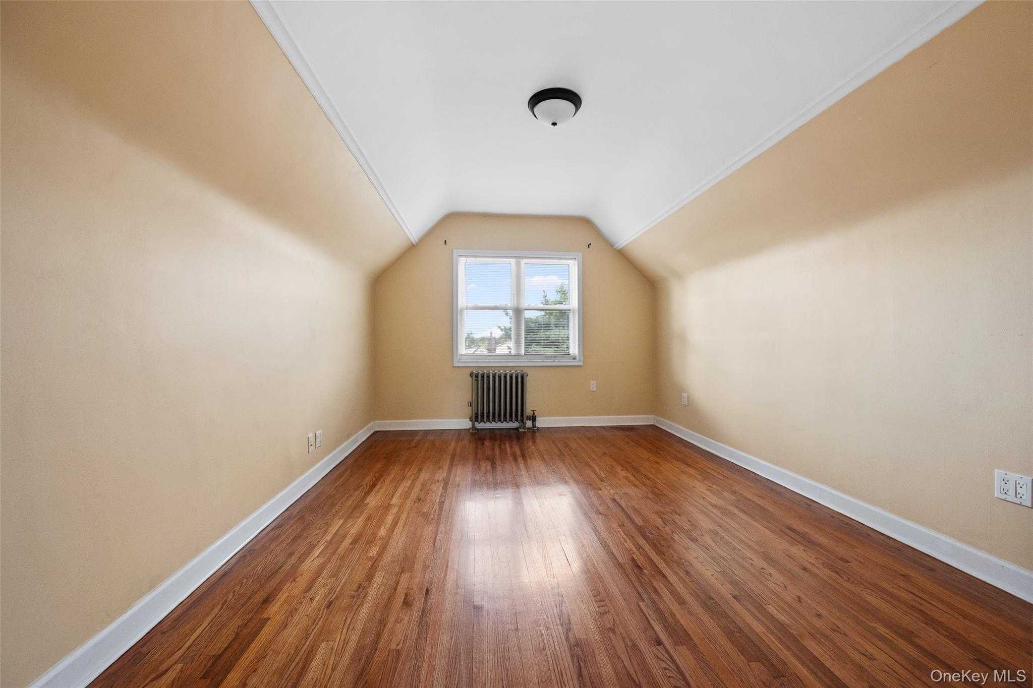 173-16 Fairchild Avenue, Flushing, NY 11358