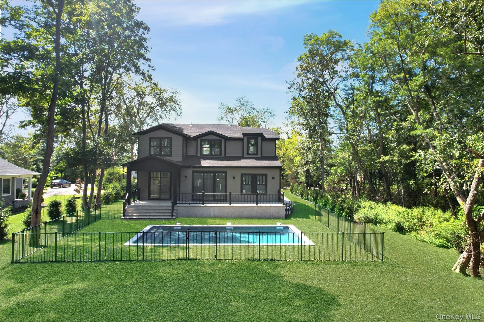 265 Arshamomaque Avenue, Southold, NY 11971