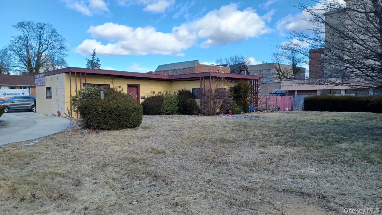 4341 Burling Street, Flushing, NY 11355