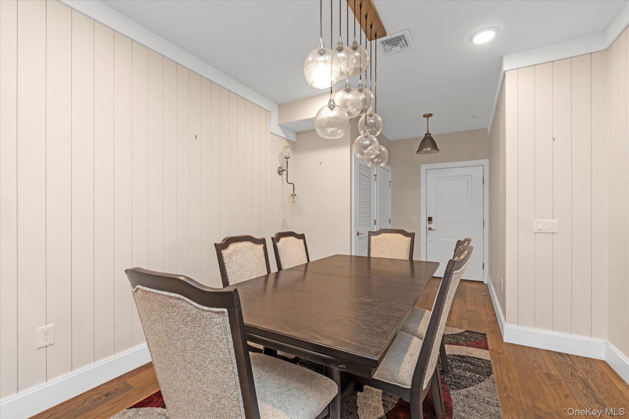 214 Marina Pointe Drive # 214, East Rockaway, NY 11518