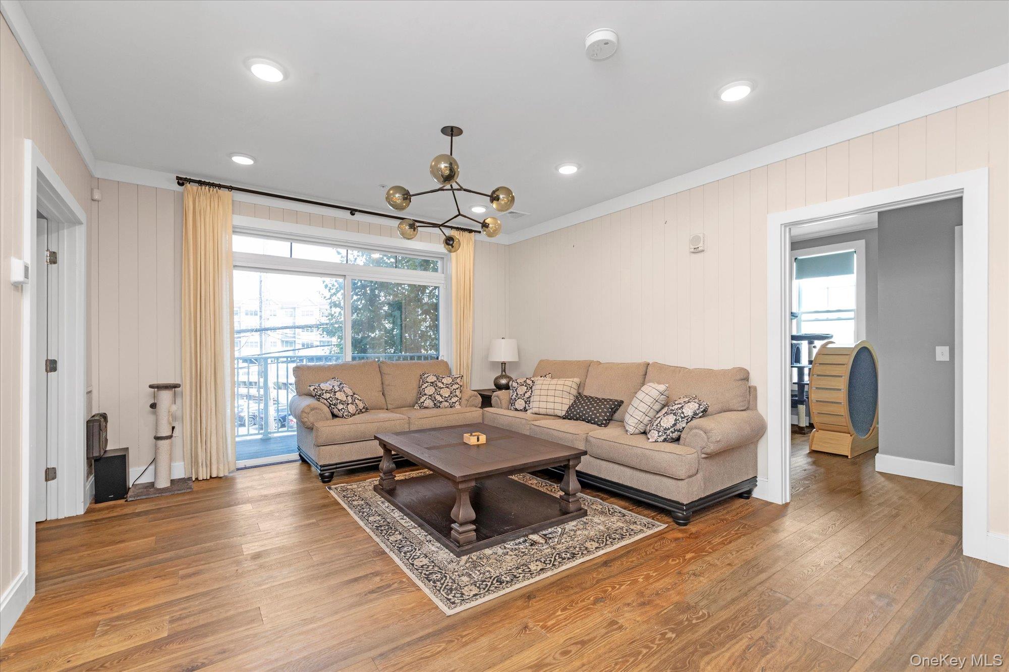 214 Marina Pointe Drive # 214, East Rockaway, NY 11518