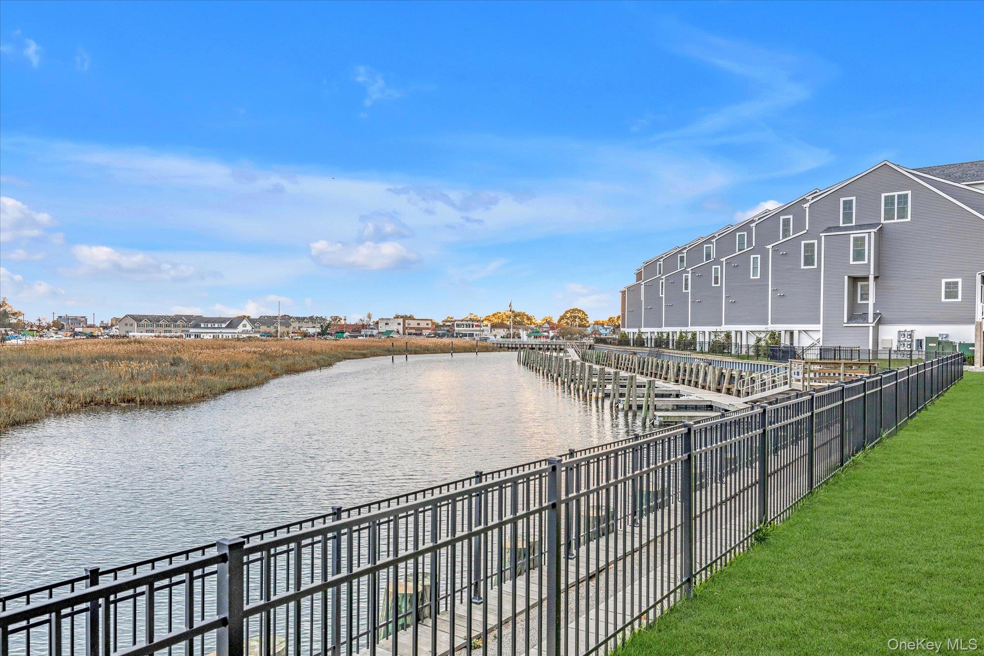 214 Marina Pointe Drive # 214, East Rockaway, NY 11518