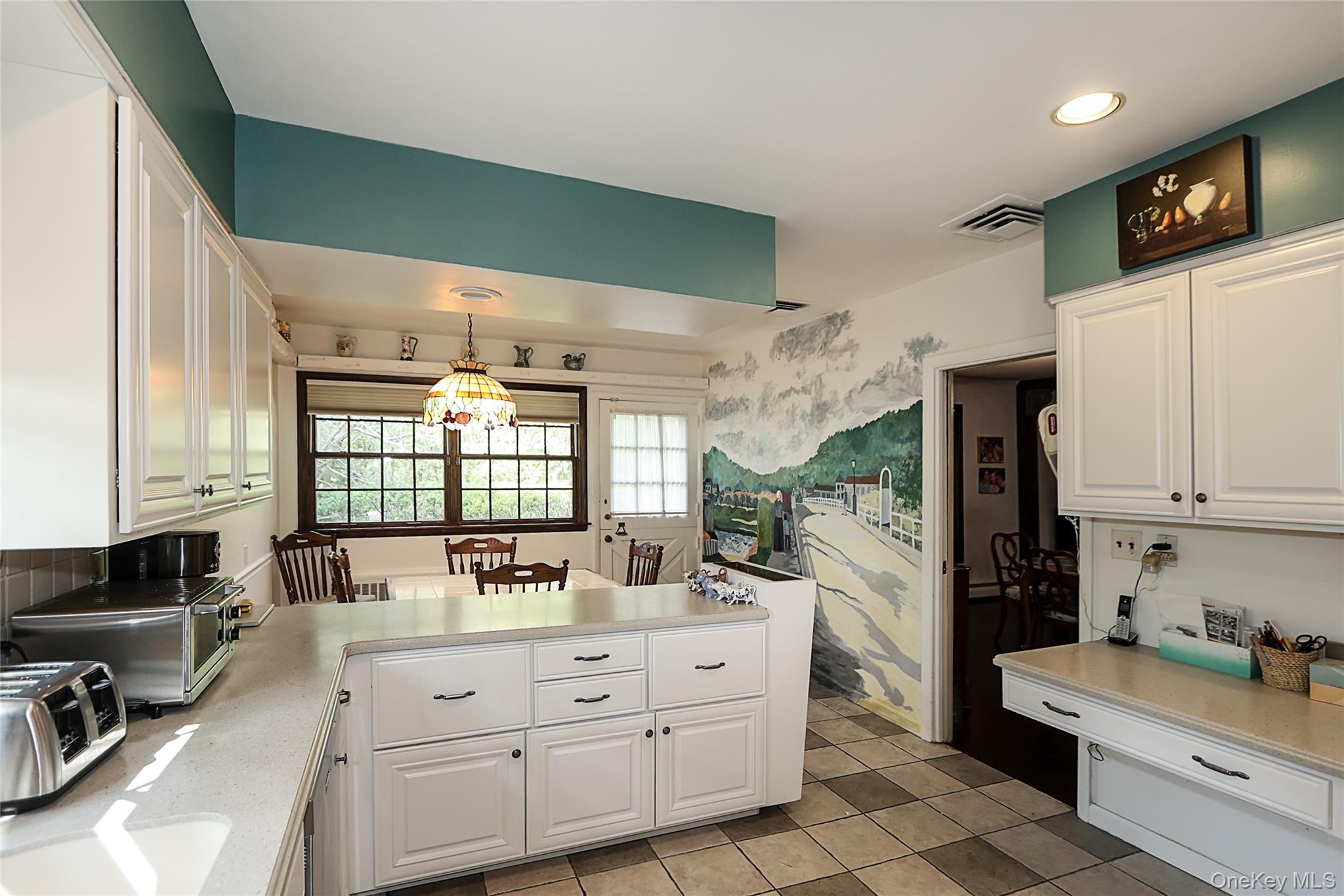 245 Birch Drive # roslyn, Roslyn, NY 11576