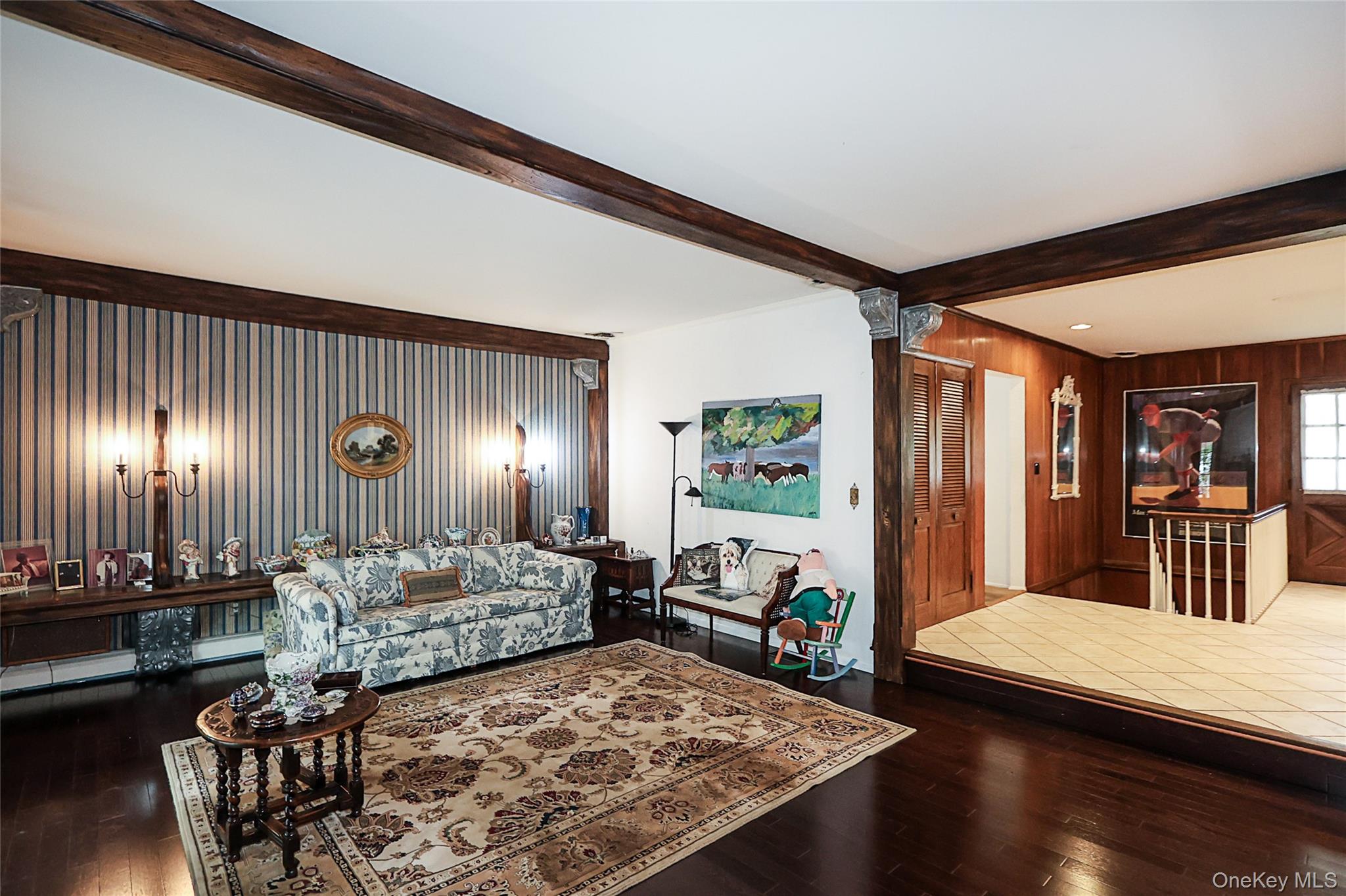 245 Birch Drive # roslyn, Roslyn, NY 11576