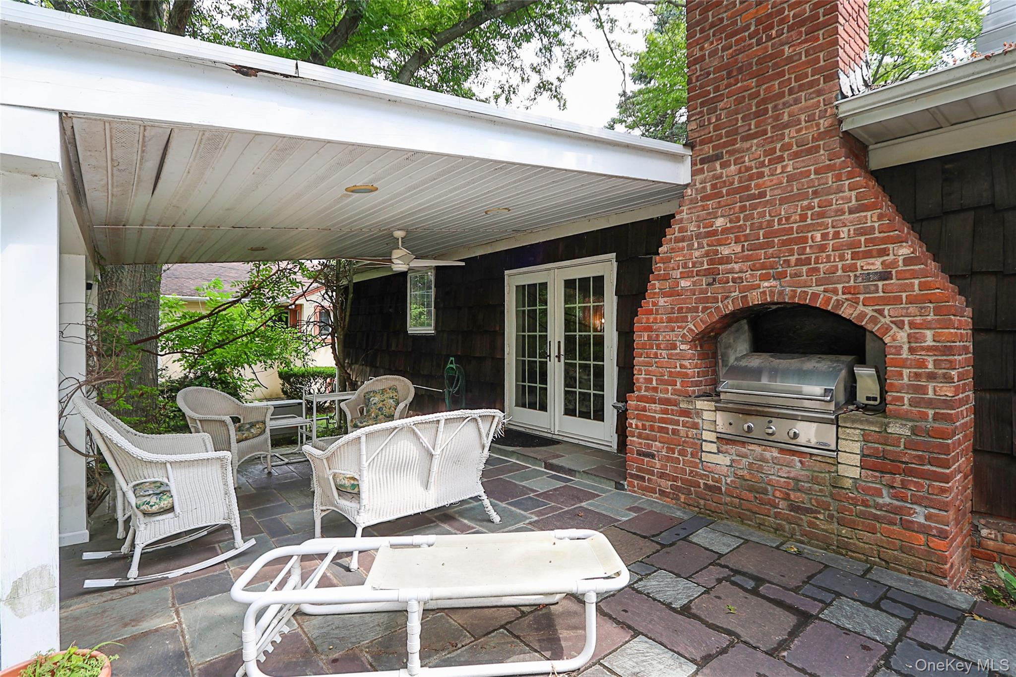 245 Birch Drive # roslyn, Roslyn, NY 11576