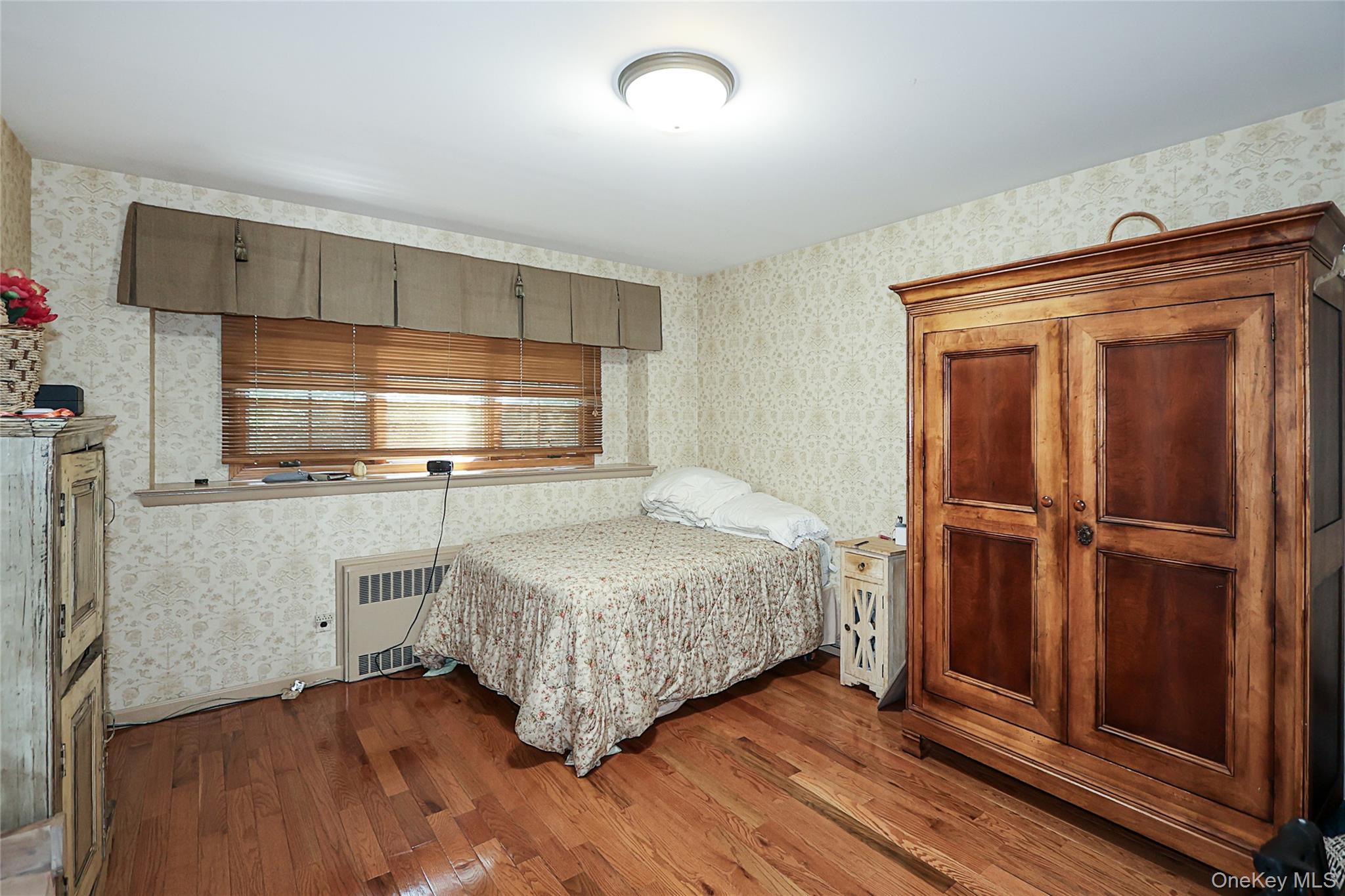 245 Birch Drive # roslyn, Roslyn, NY 11576