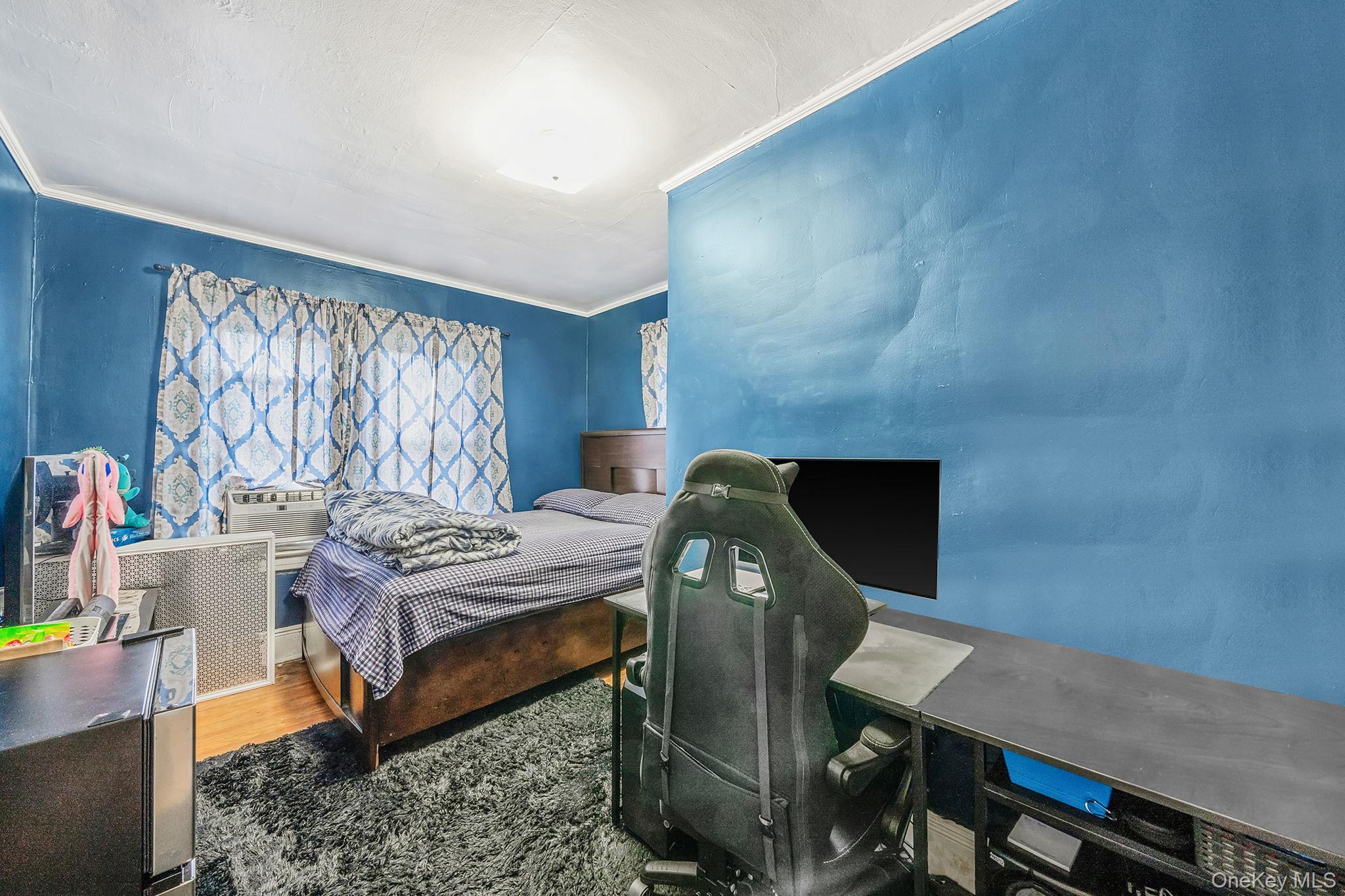 58 N Montague Street, Valley Stream, NY 11580