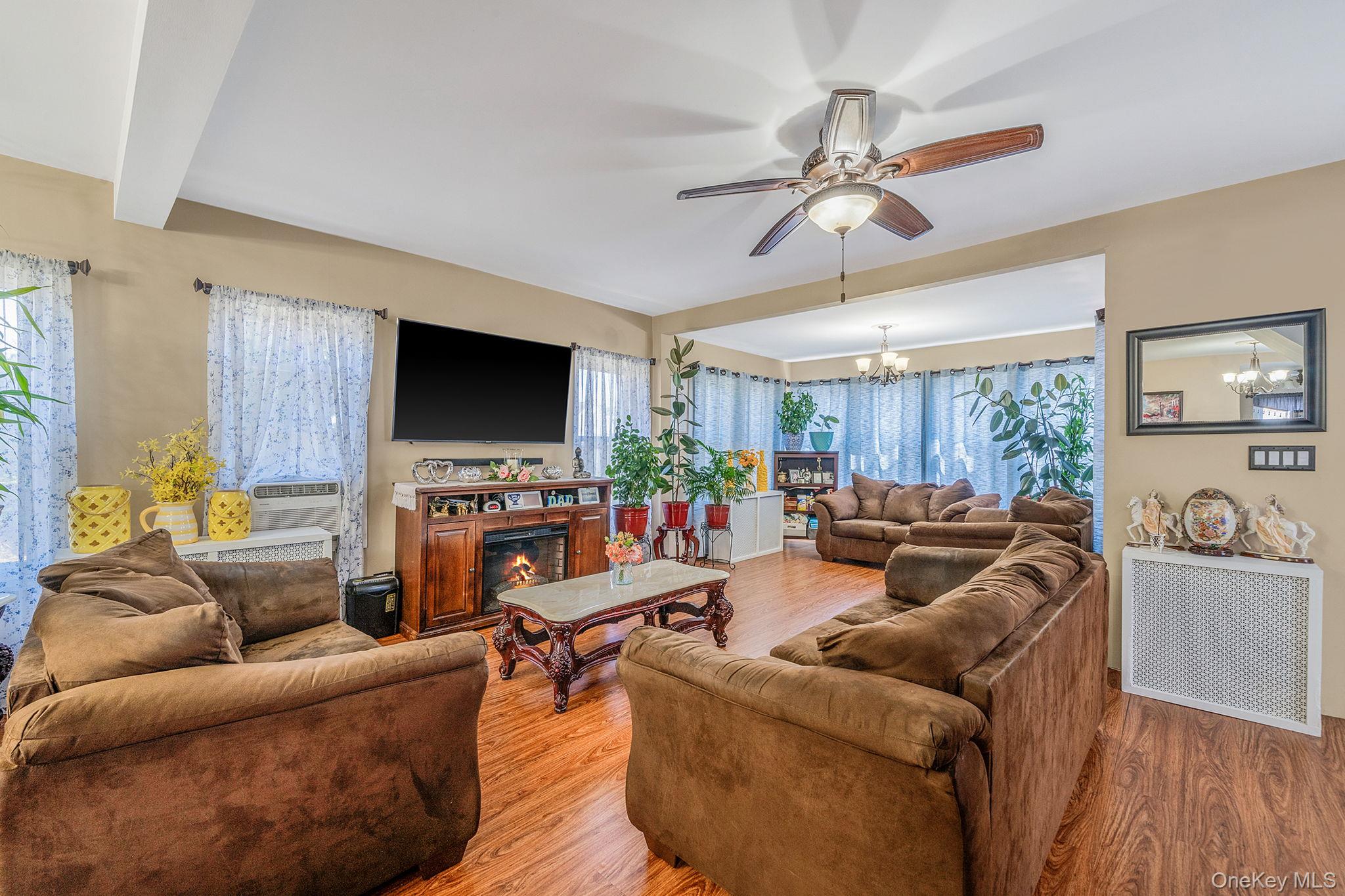 58 N Montague Street, Valley Stream, NY 11580