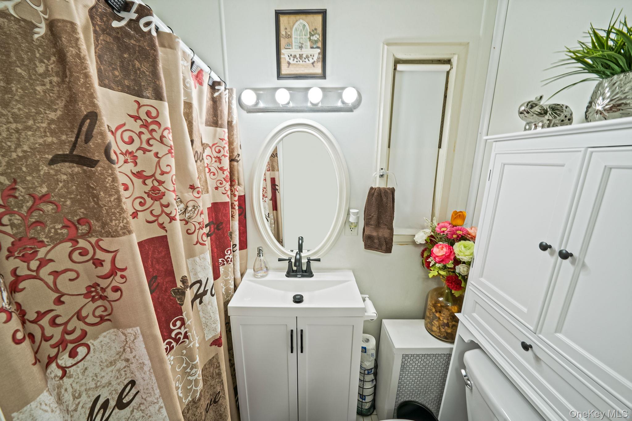 58 N Montague Street, Valley Stream, NY 11580