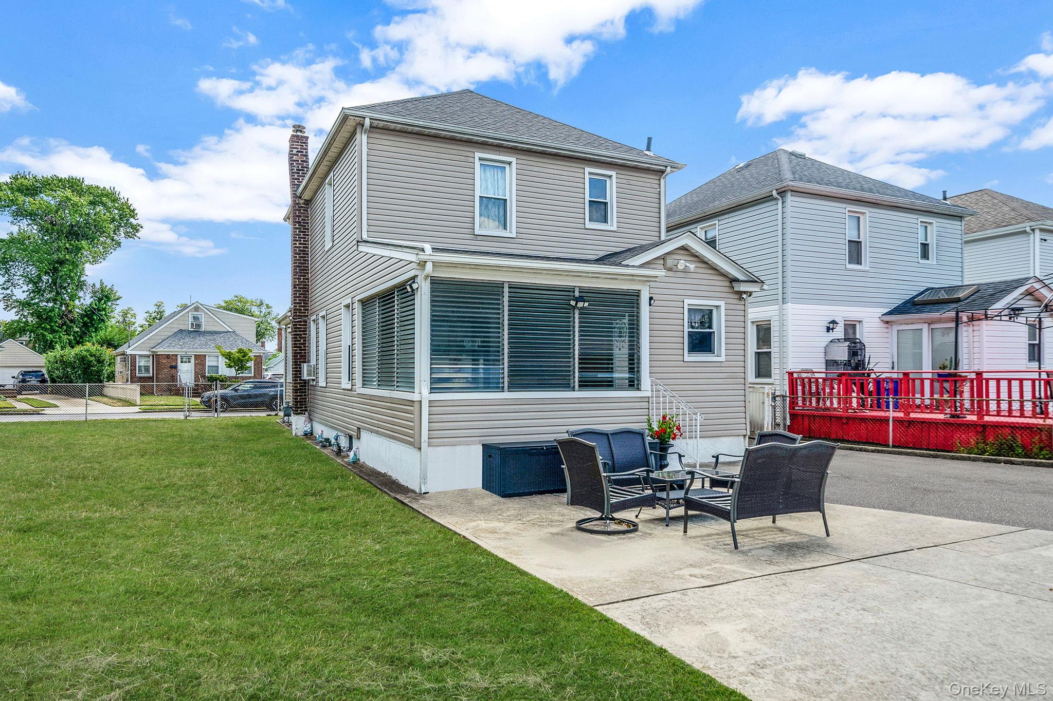 58 N Montague Street, Valley Stream, NY 11580