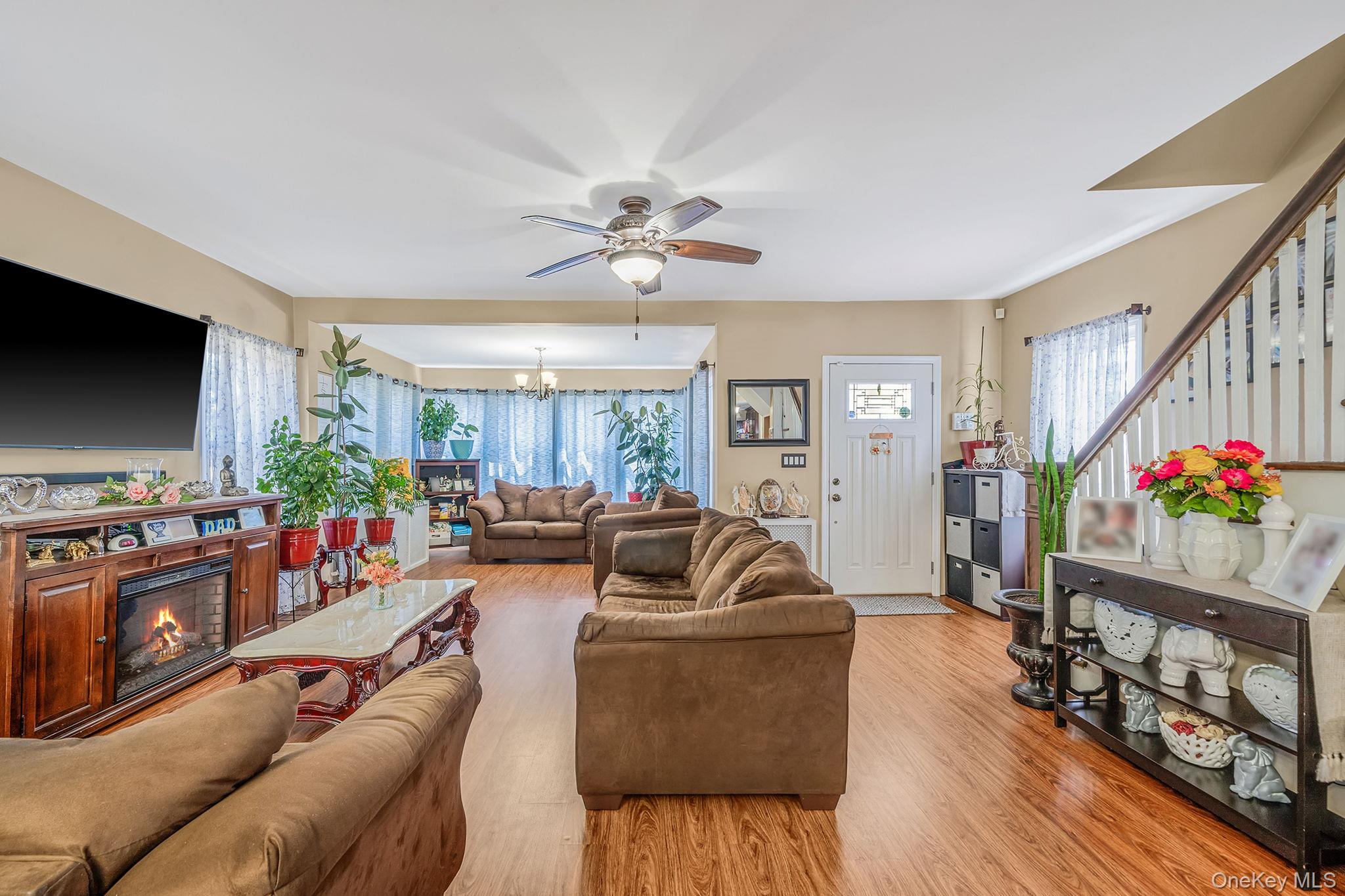 58 N Montague Street, Valley Stream, NY 11580