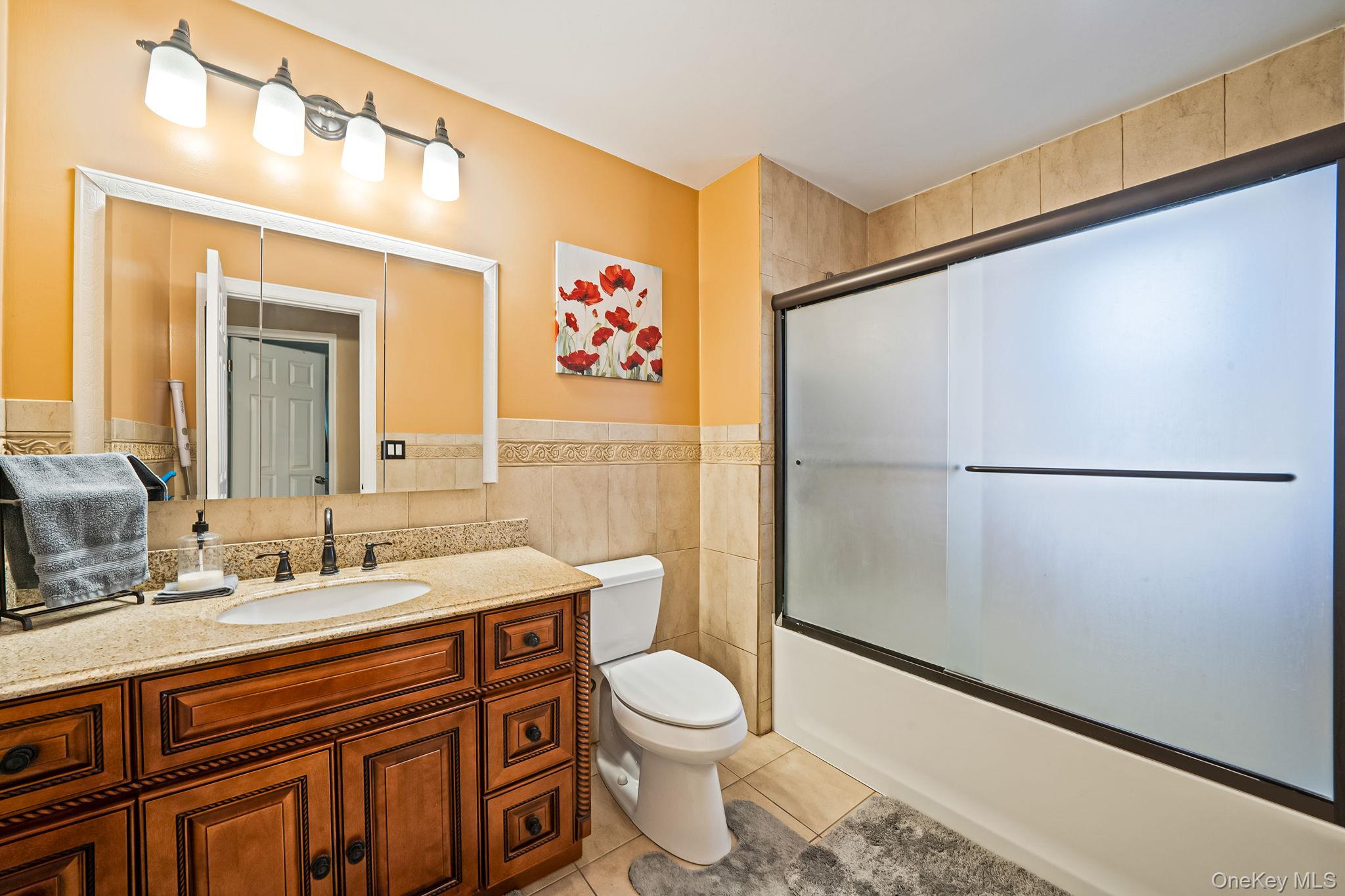 58 N Montague Street, Valley Stream, NY 11580