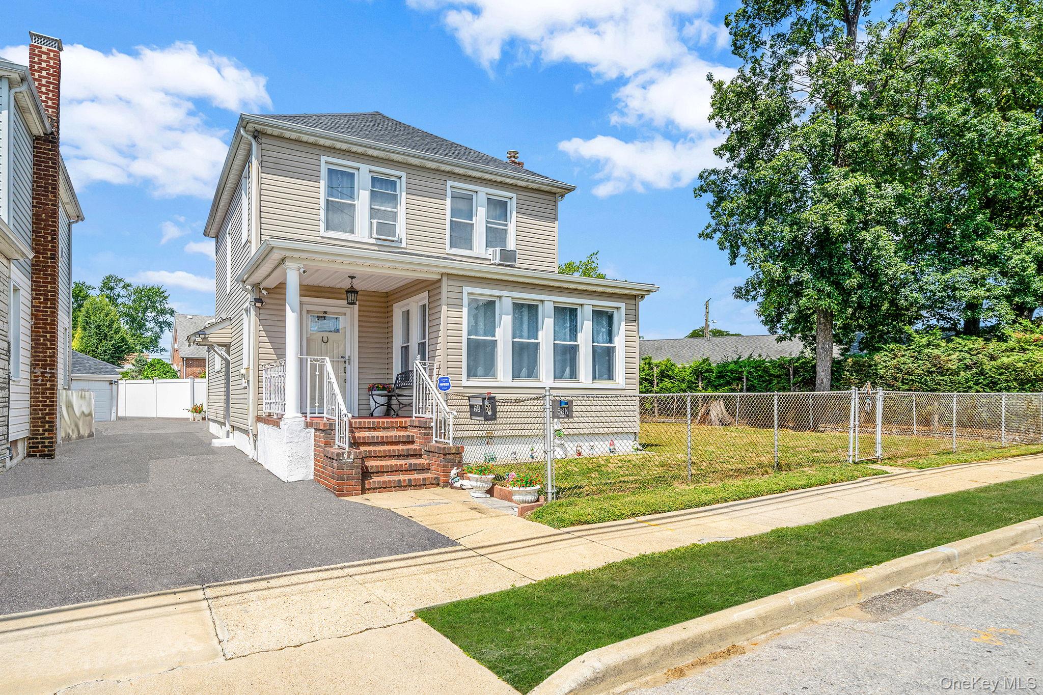 58 N Montague Street, Valley Stream, NY 11580