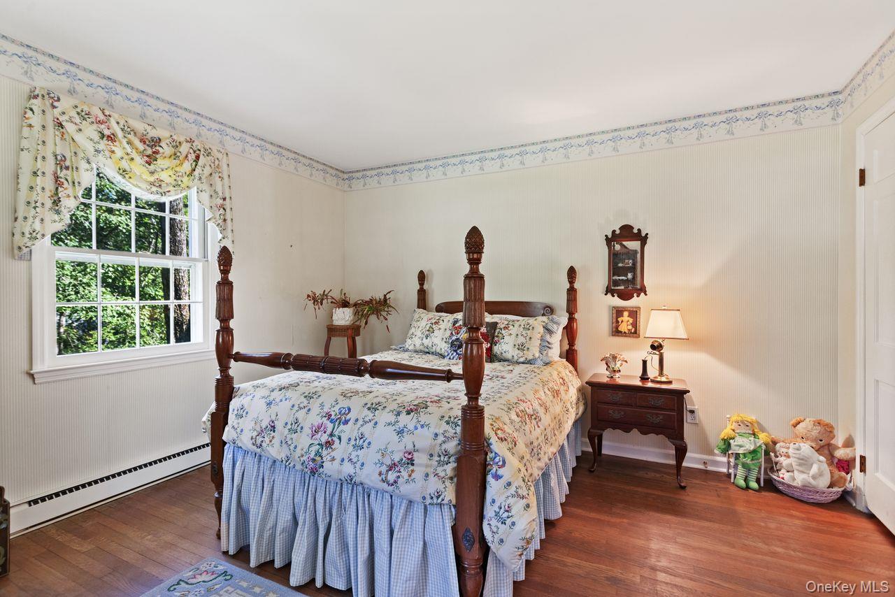 12 Stonewall Court, South Salem, NY 10590