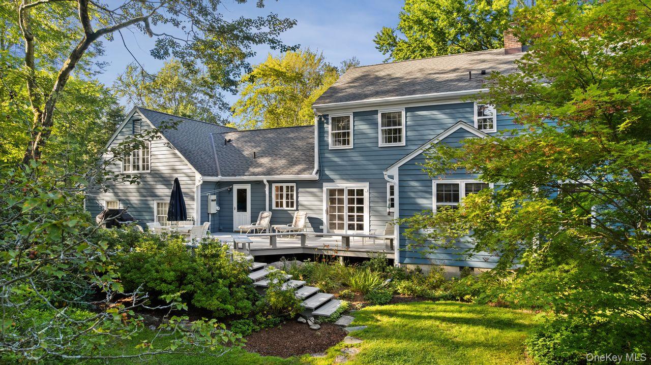 12 Stonewall Court, South Salem, NY 10590