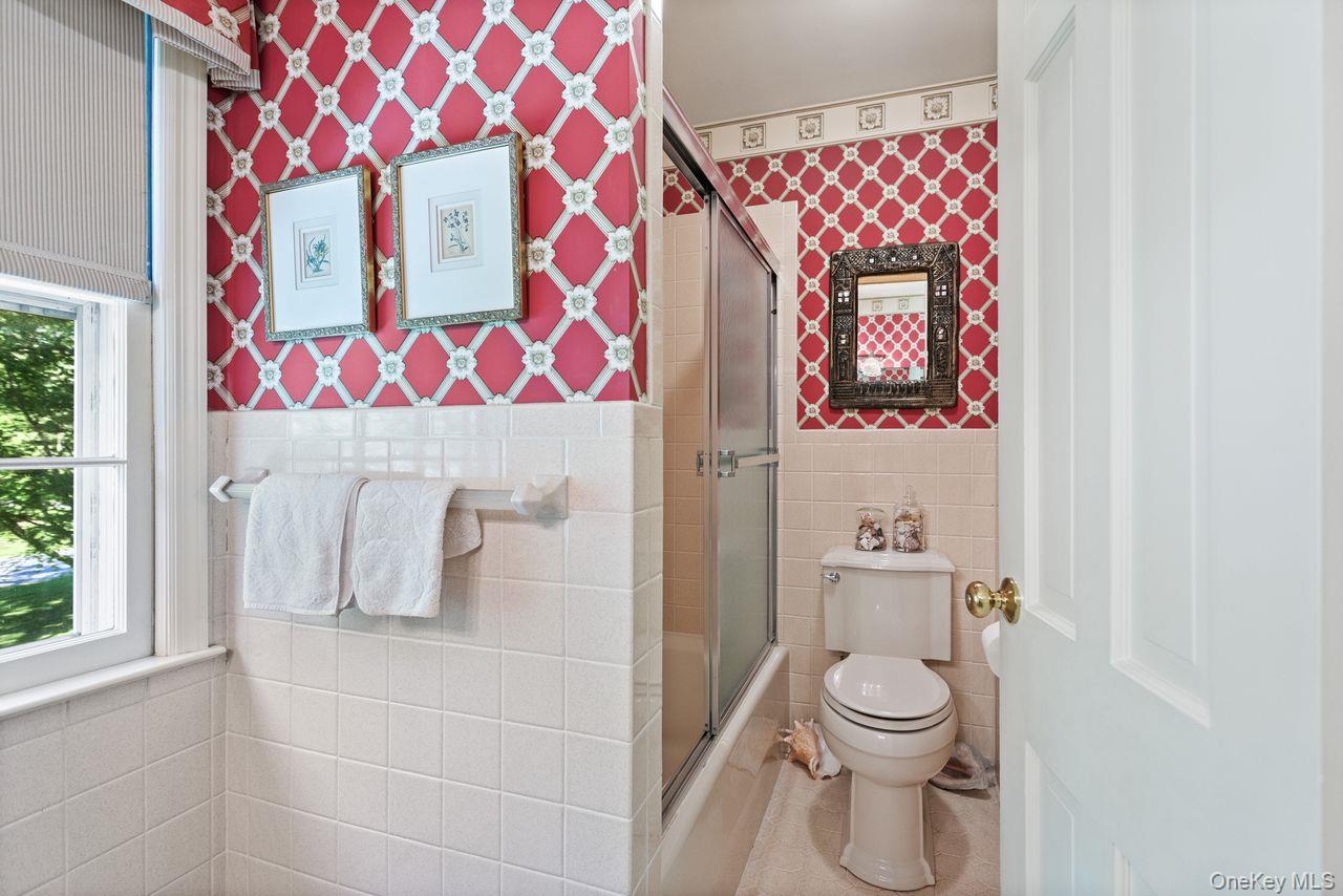 12 Stonewall Court, South Salem, NY 10590