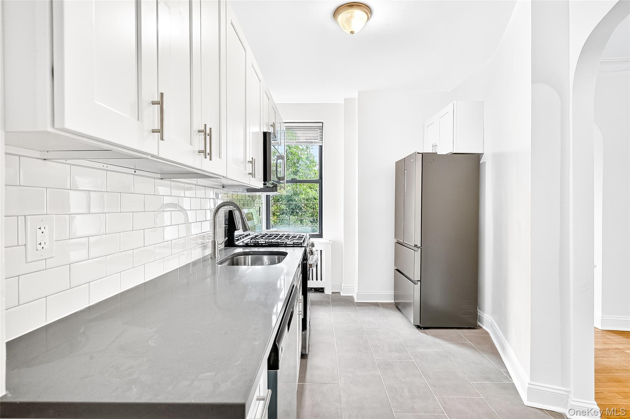 190 E Mosholu Parkway S # 3C, Bronx, NY 10458