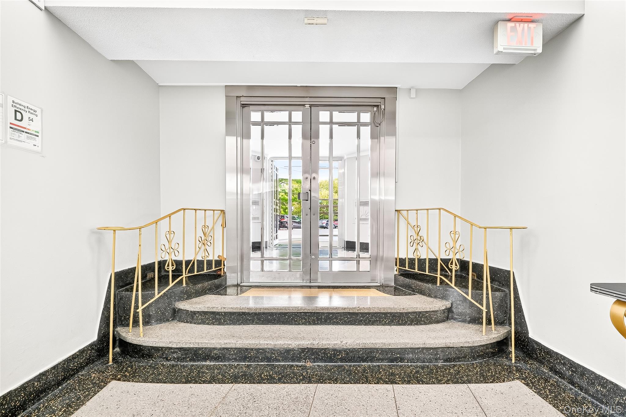 190 E Mosholu Parkway S # 3C, Bronx, NY 10458