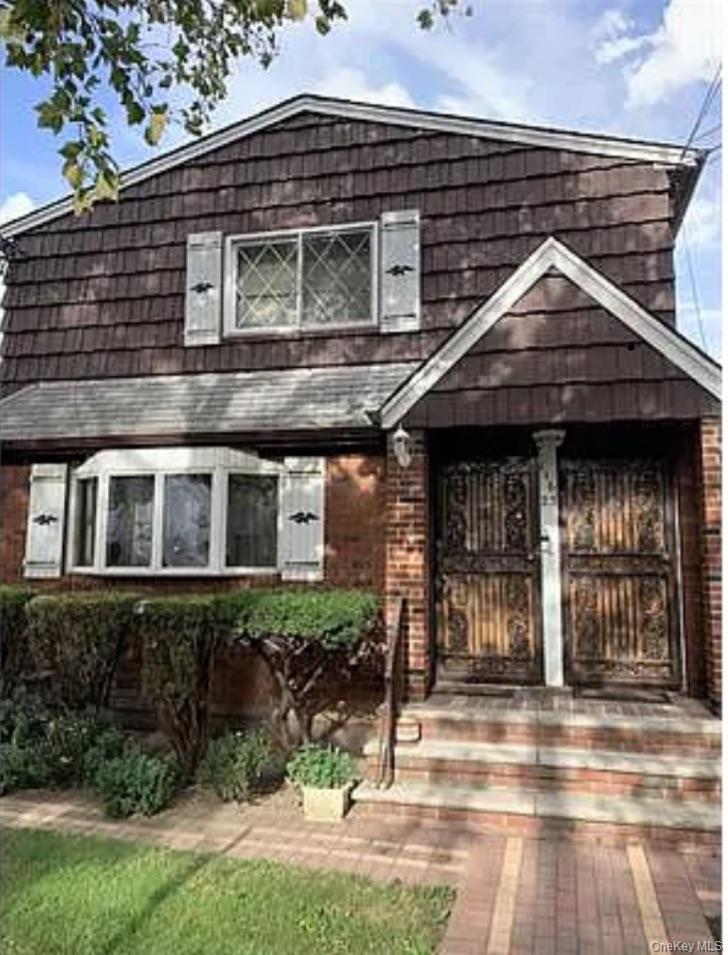 11623 Inwood Street, Hollis, NY 11436