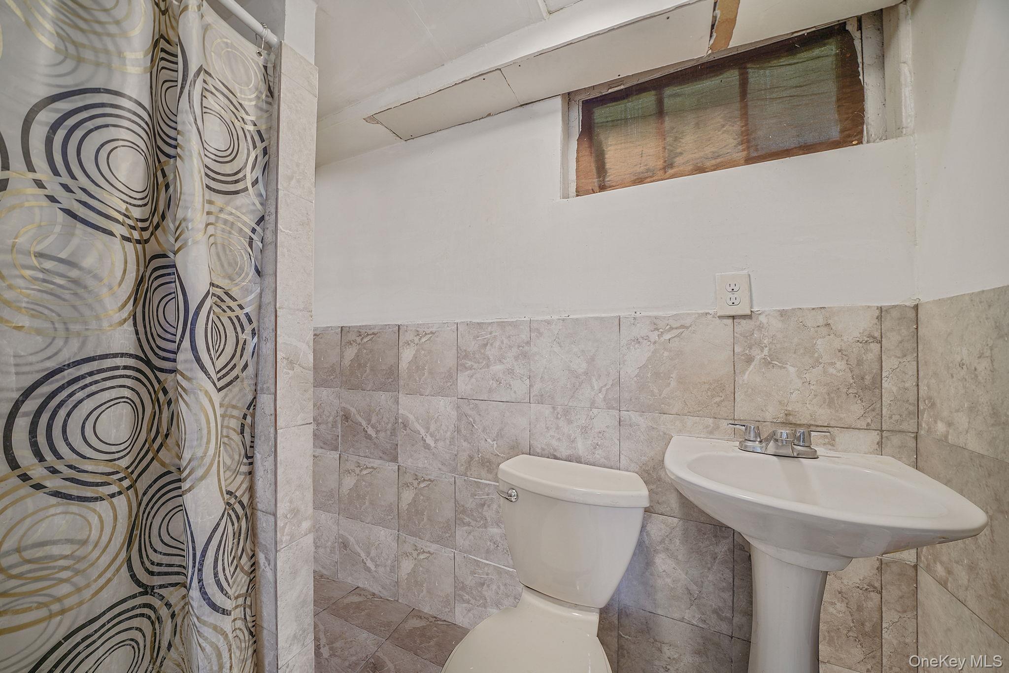 107 E 9th Street, Huntington Station, NY 11746