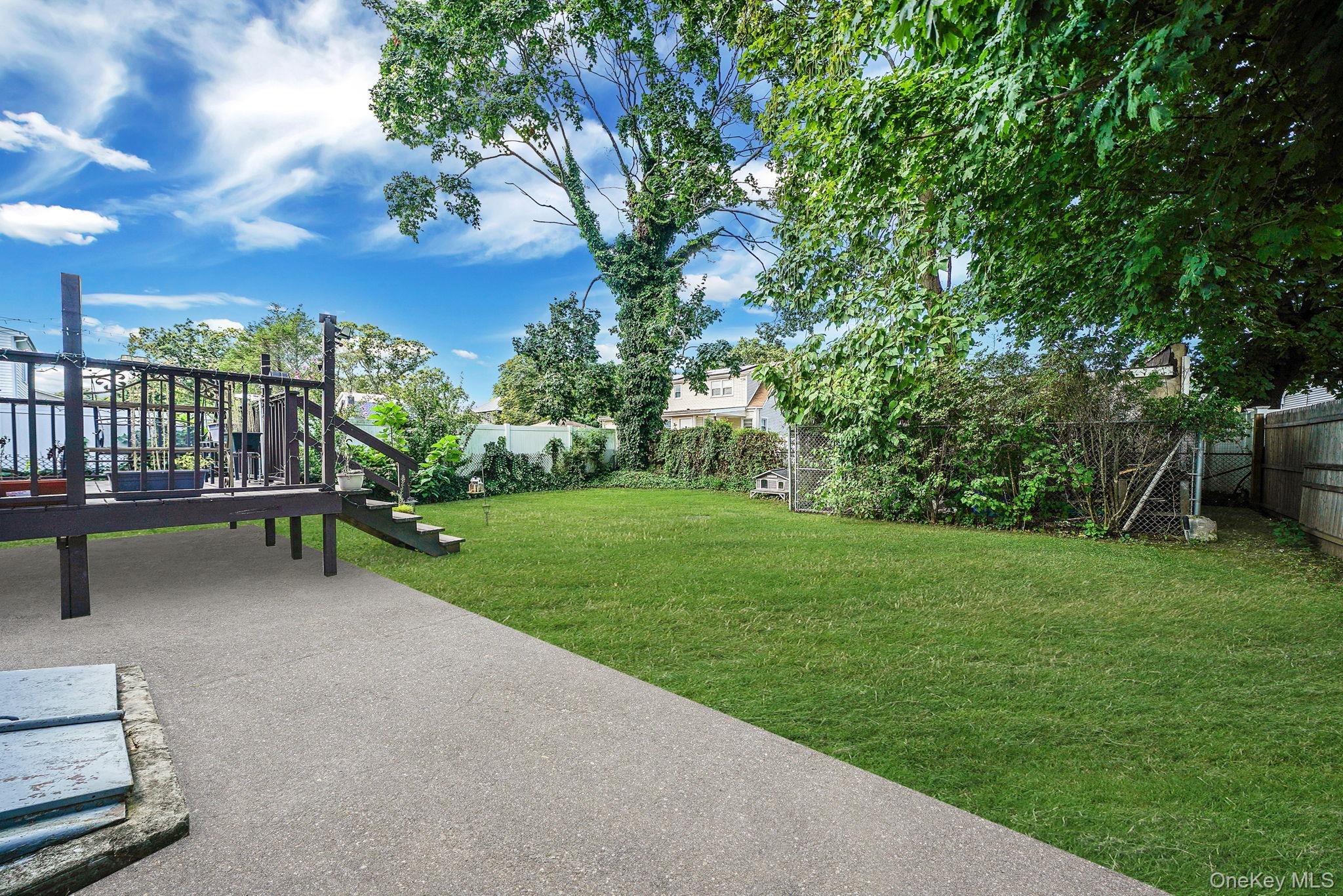 107 E 9th Street, Huntington Station, NY 11746