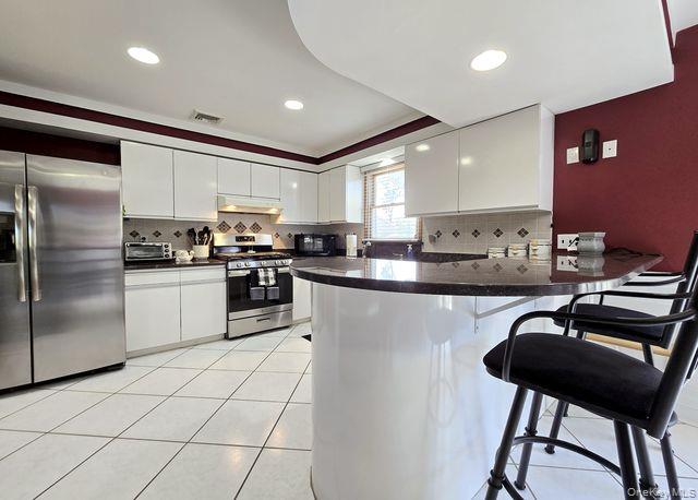 46 Midland Boulevard, Ronkonkoma, NY 11779