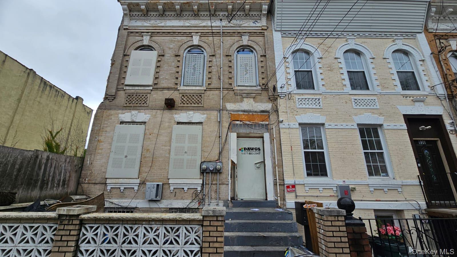 938 Dumont Avenue, Brooklyn, NY 11207
