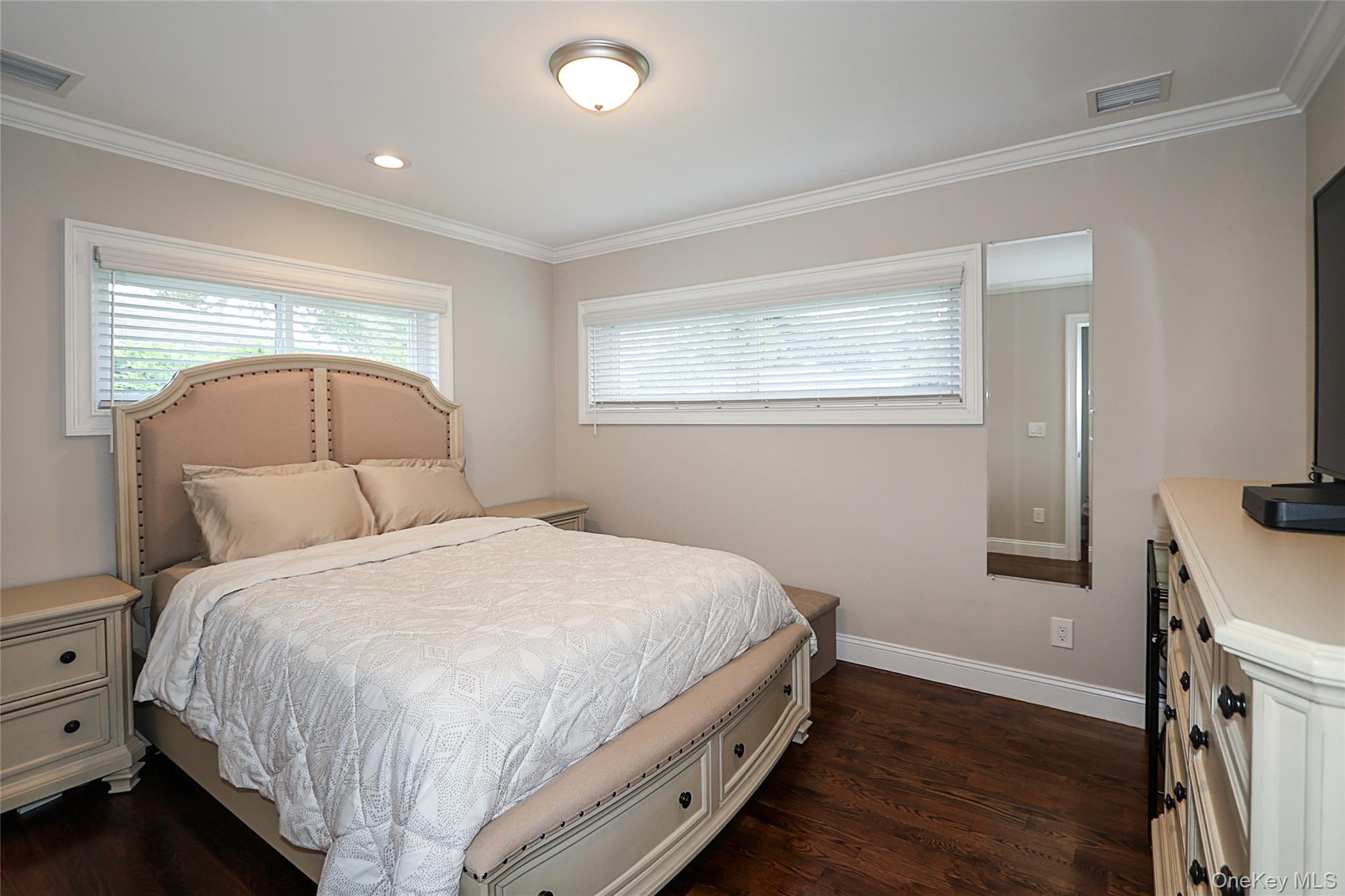 1057 Thompson Drive, Bay Shore, NY 11706