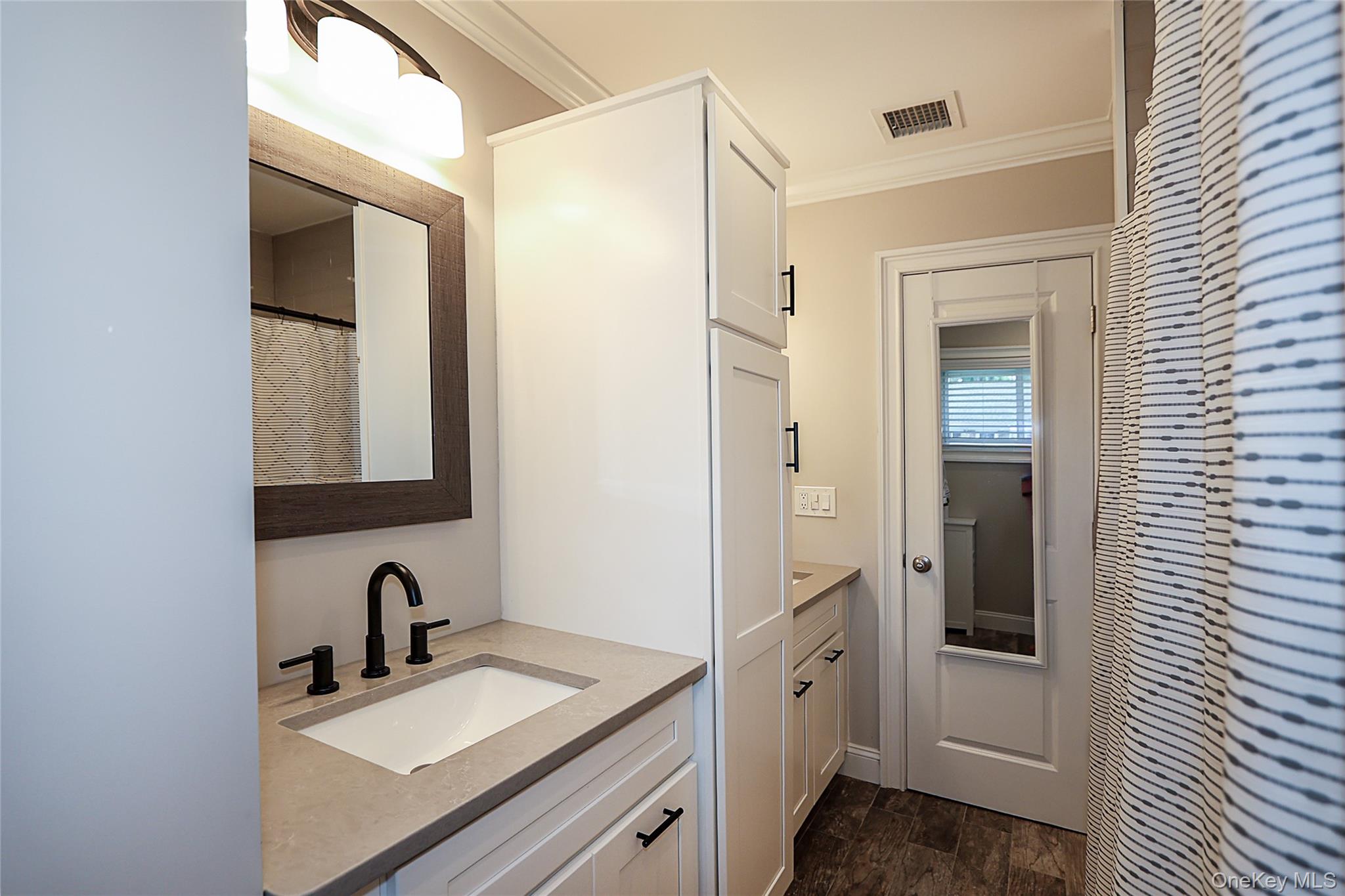 1057 Thompson Drive, Bay Shore, NY 11706