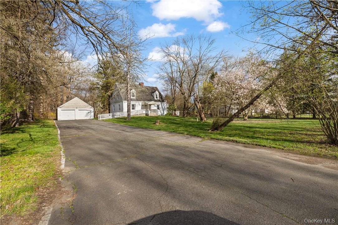 616 Chestnut Ridge Road, Chestnut Ridge, NY 10977